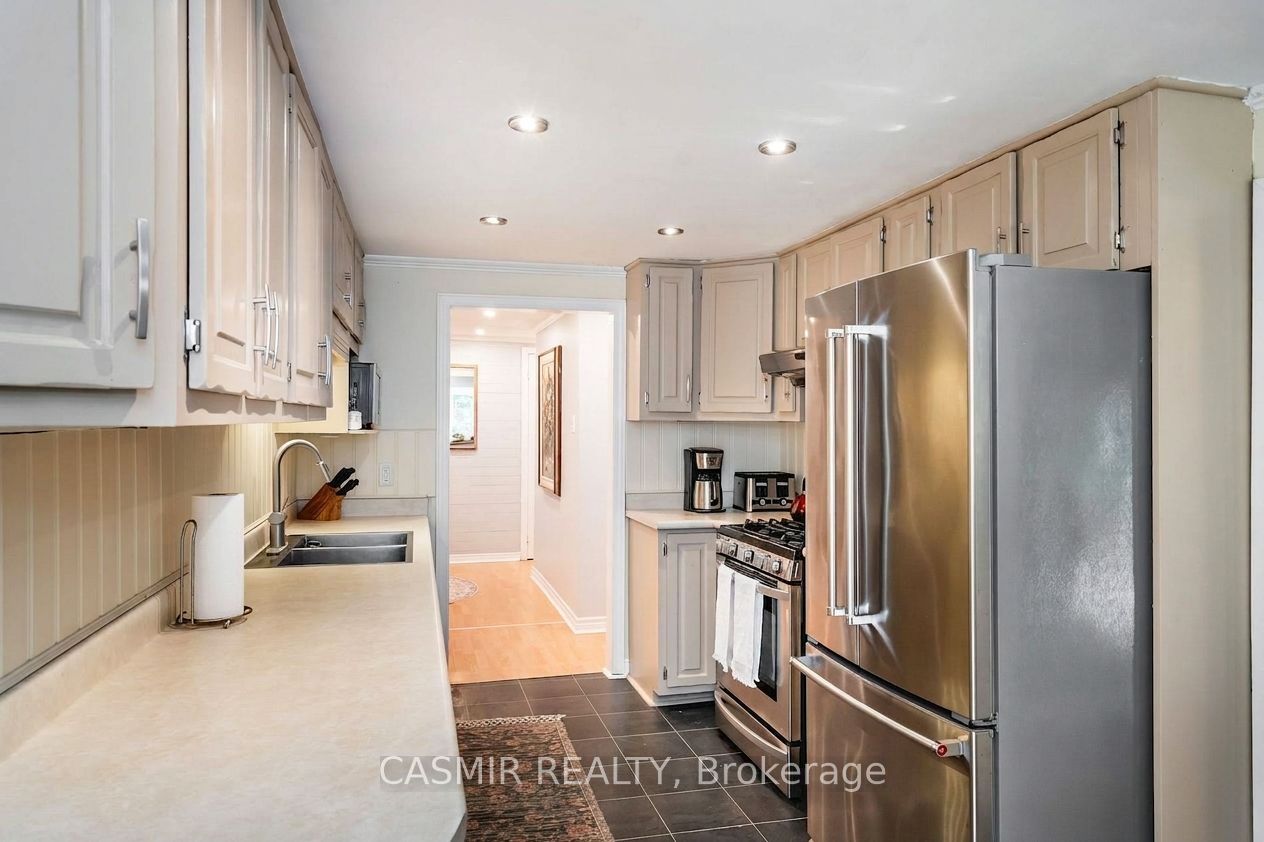 2148 CHAMPLAIN Road, Tiny, ON L9M 0B1 photo 5