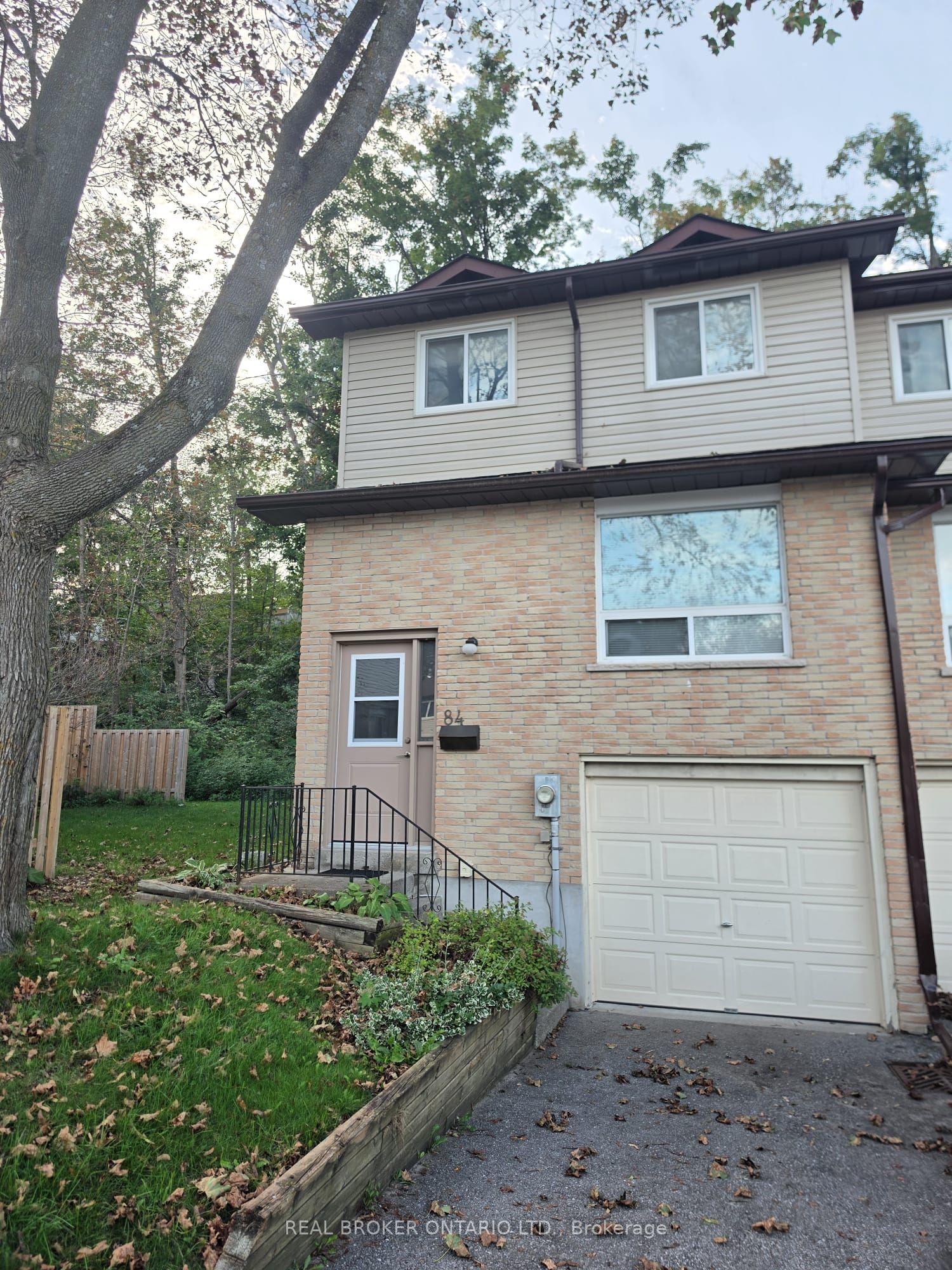 1095 MISSISSAGA Street W 84, Orillia, ON L3V 6W7
