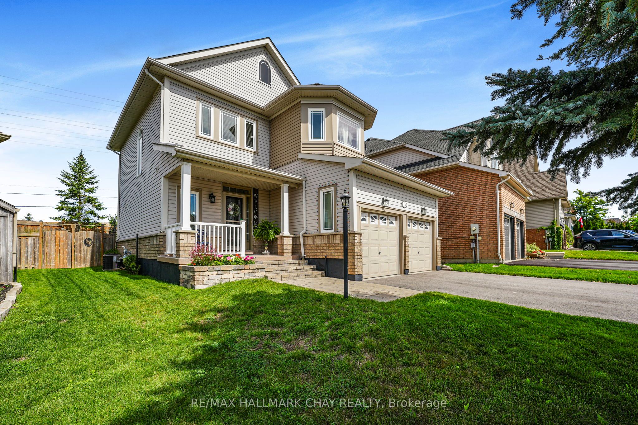 14 Strathmore Place, Barrie, ON L4N 0K1 photo 2