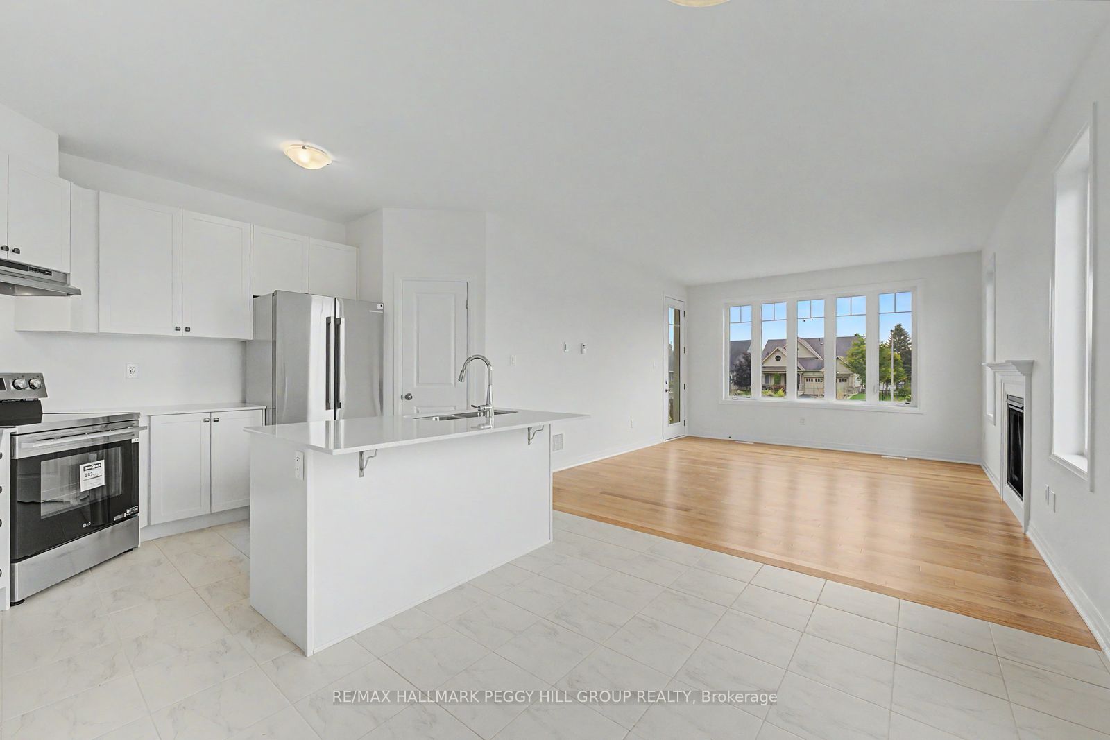 553 Hudson Crescent, Midland, ON L4R 0J1 photo 2