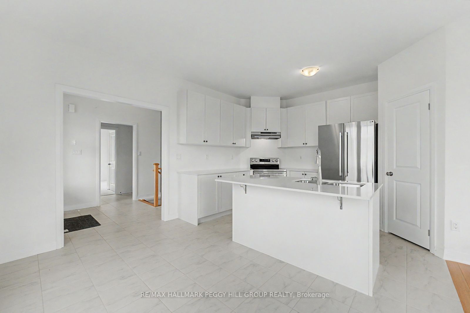553 Hudson Crescent, Midland, ON L4R 0J1 photo 3
