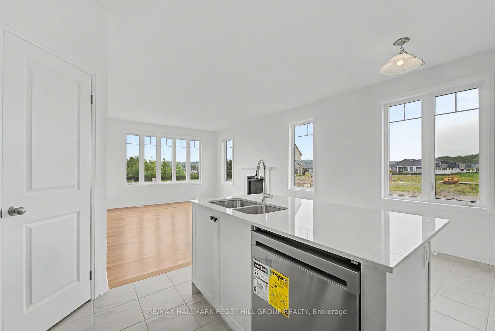 553 Hudson Crescent, Midland, ON L4R 0J1 photo 4