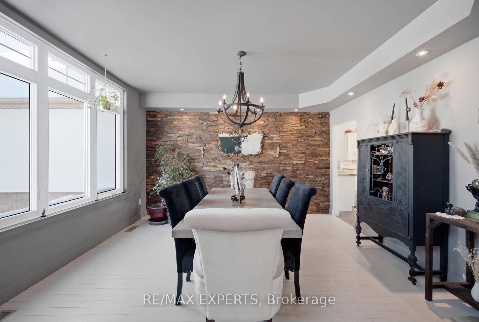 11 Basswood Circle, Oro-Medonte, ON L0L 2L0 photo 5