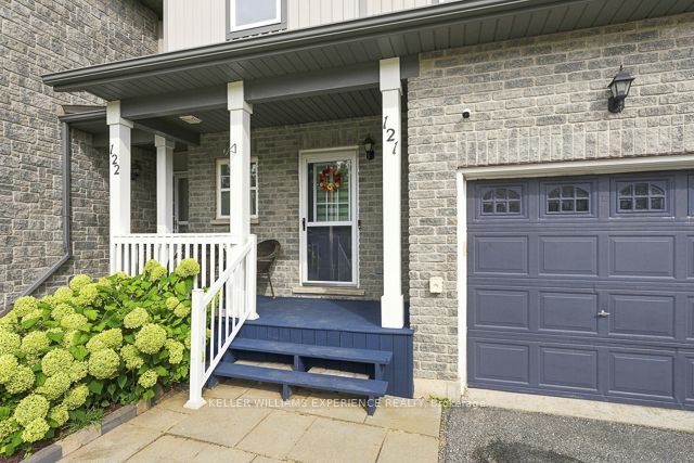 800 West Ridge Boulevard 121, Orillia, ON L3V 0A1 photo 2