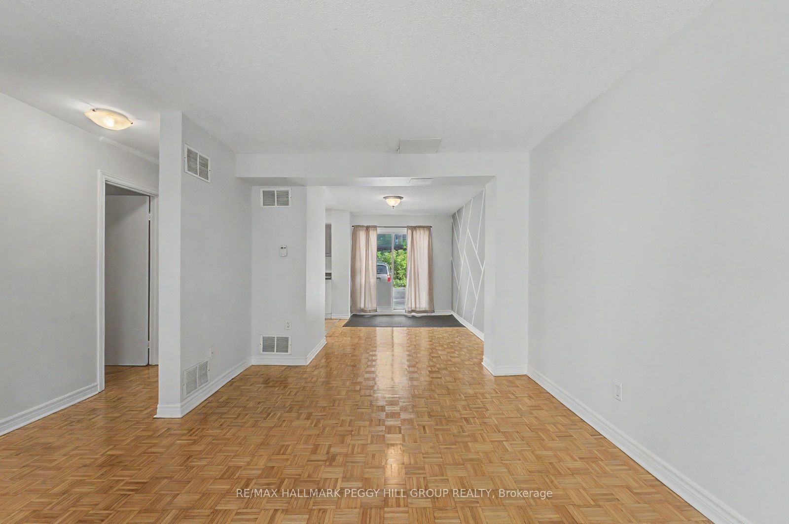 275 Blake Street 25, Barrie, ON L4M 1K7 photo 3