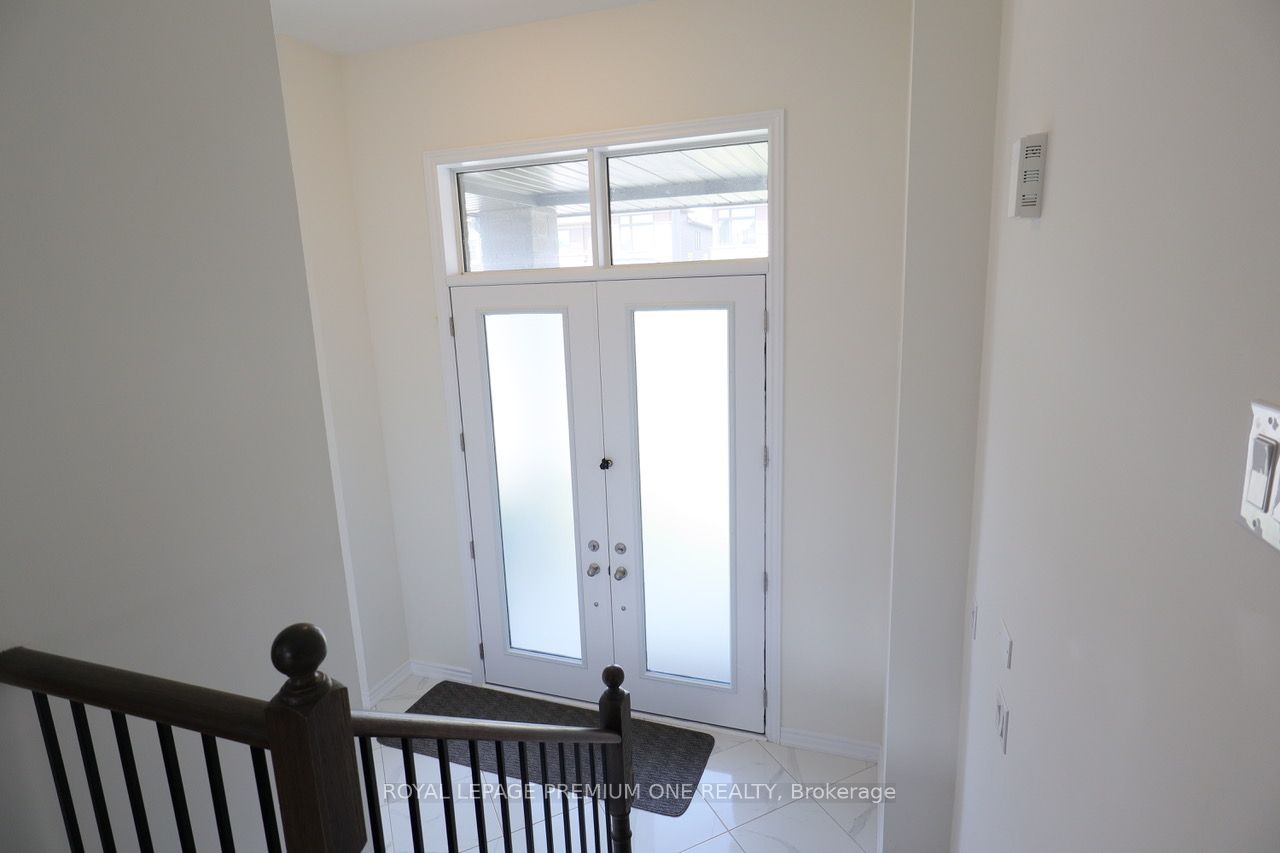 13 Simona Avenue, Wasaga Beach, ON L9Z 0L5 photo 5