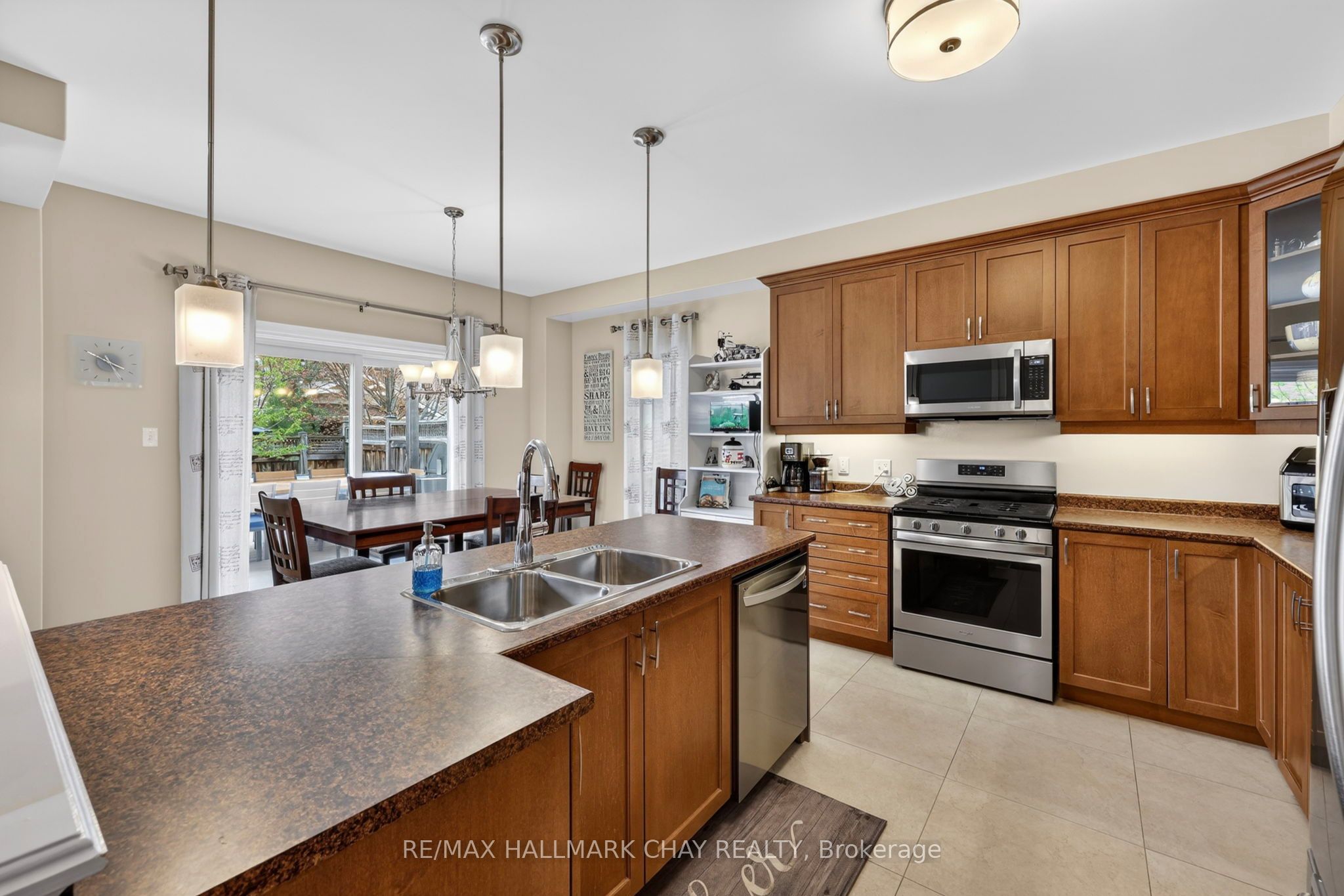 12 Orleans Avenue, Barrie, ON L4M 0B1 photo 5