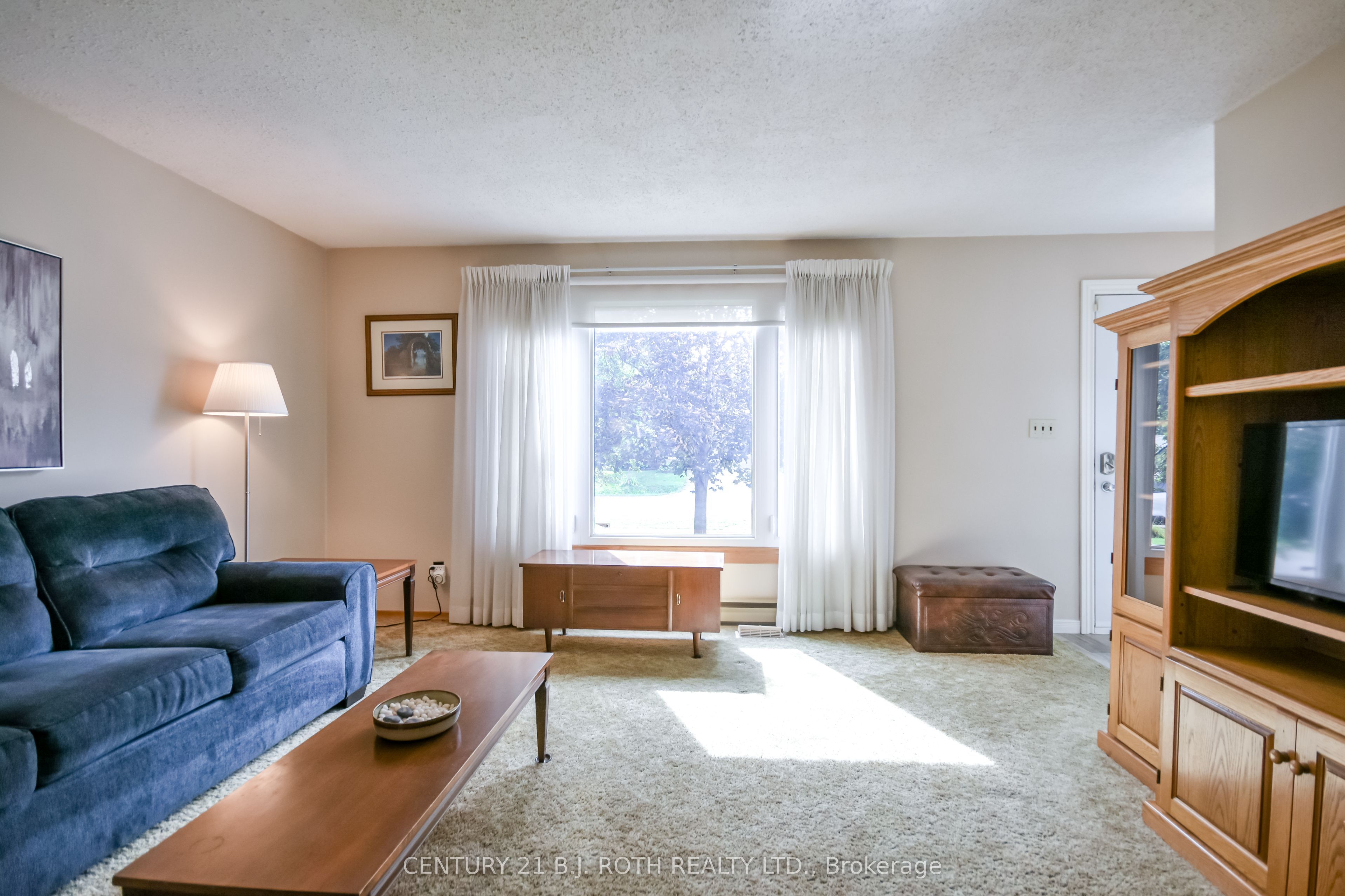 380 Mary Street, Orillia, ON L3V 3G3 photo 5