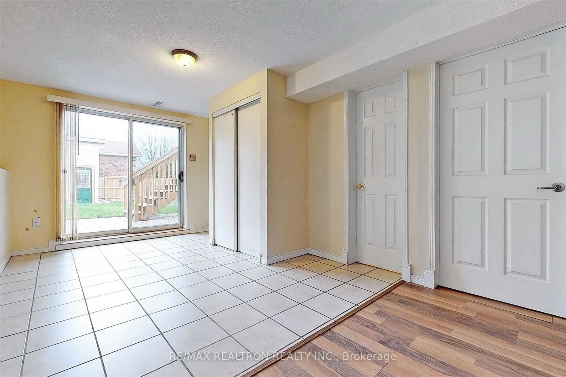 48 Jones Drive, Barrie, ON L4M 6H7 photo 4