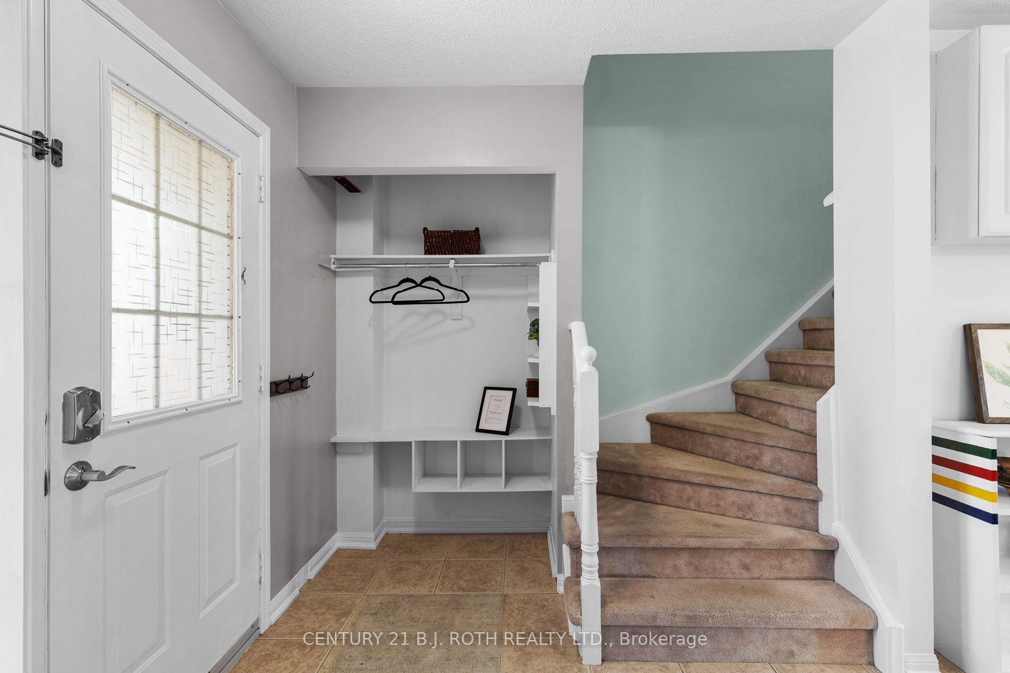 22 Ridwell Street, Barrie, ON L4N 0X2 photo 3