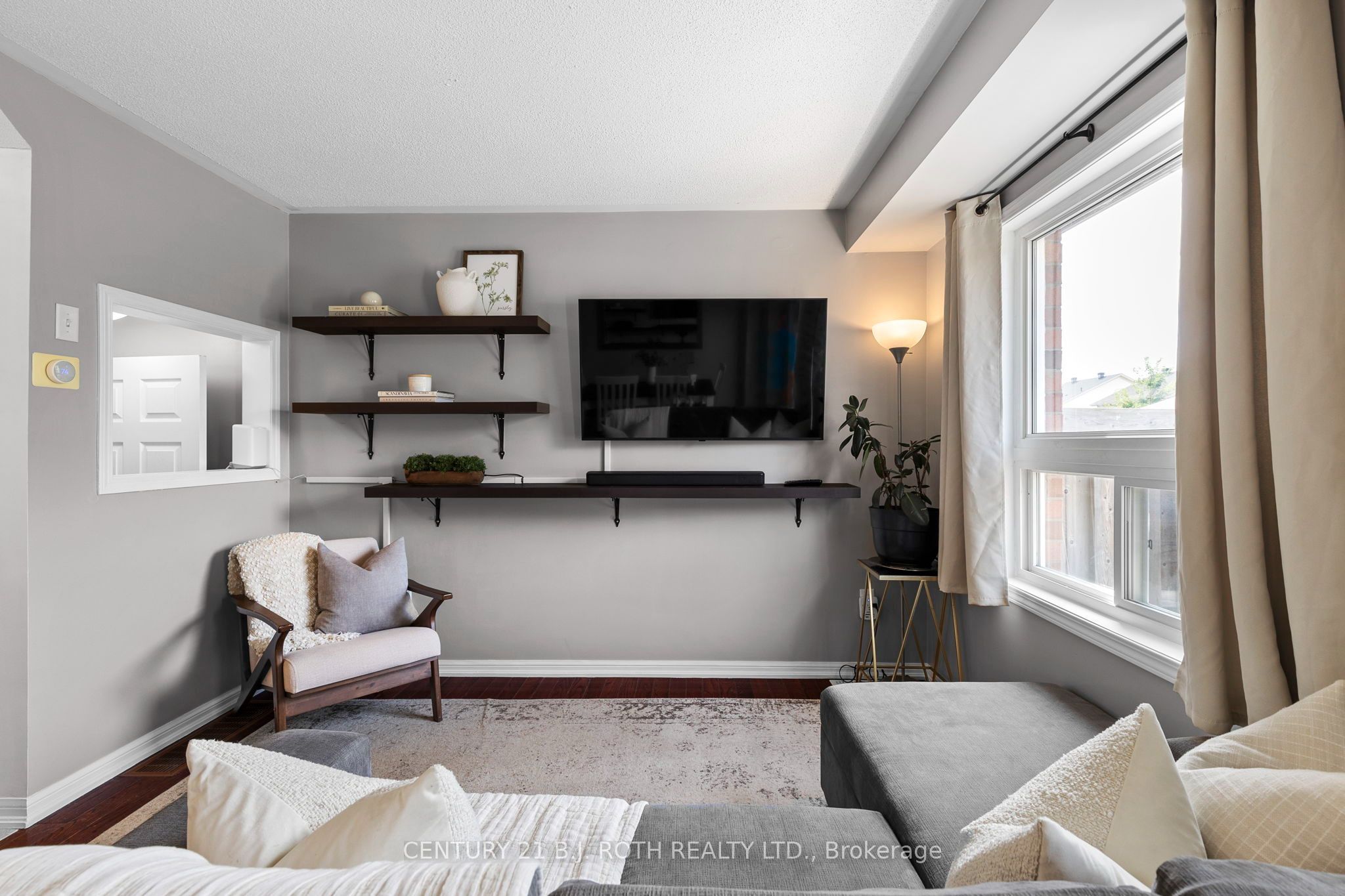 22 Ridwell Street, Barrie, ON L4N 0X2 photo 5