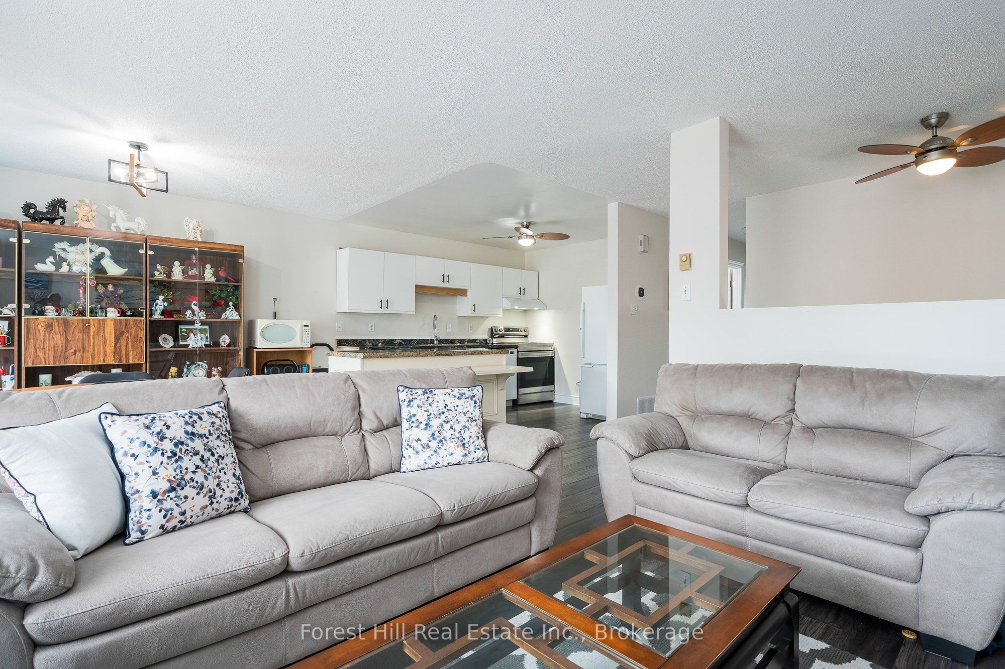 29 Dillon Drive, Collingwood, ON L9Y 4S3 photo 4