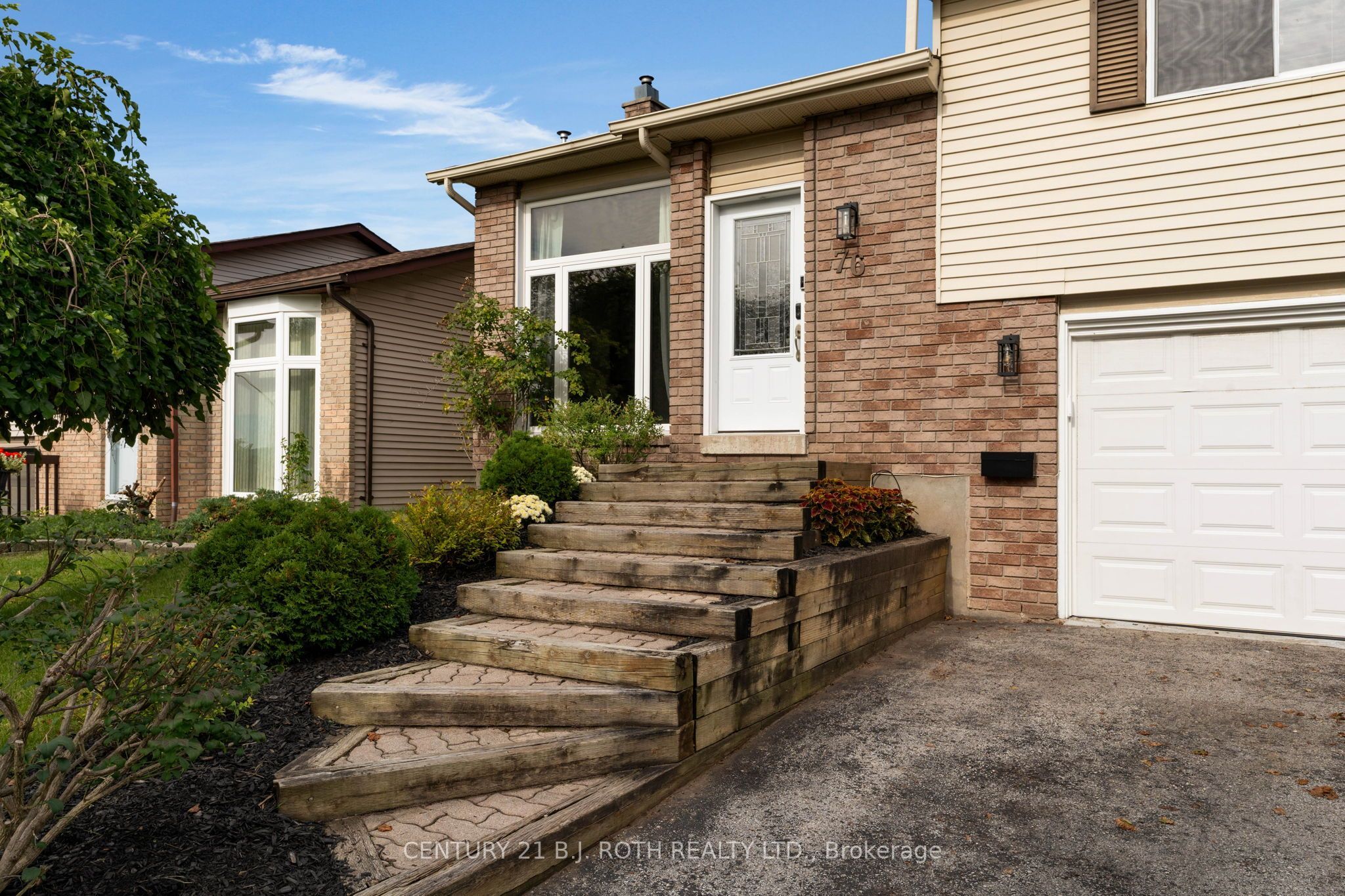 76 Fox Run, Barrie, ON L4M 5A8 photo 3