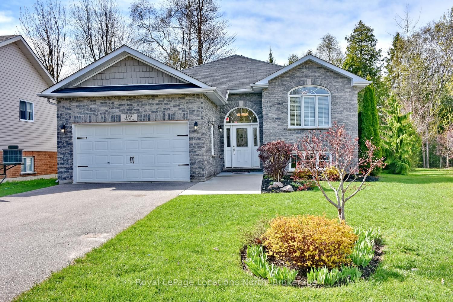 155 Lily Drive, Wasaga Beach, ON L9Z 2Z5 photo 3
