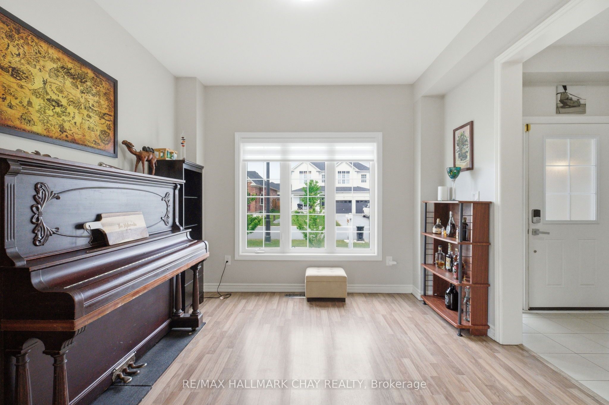 215 Breton Street, Clearview, ON L0M 1S0 photo 4