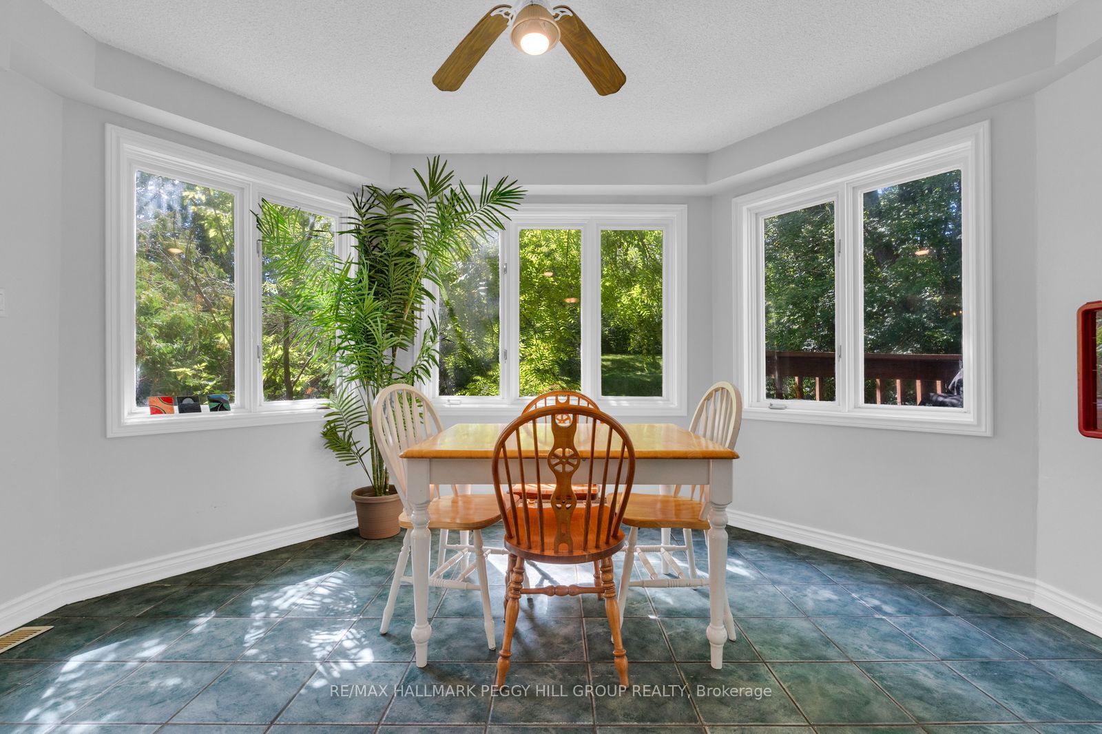 9 Little Lake Drive, Barrie, ON L4M 7B9 photo 5