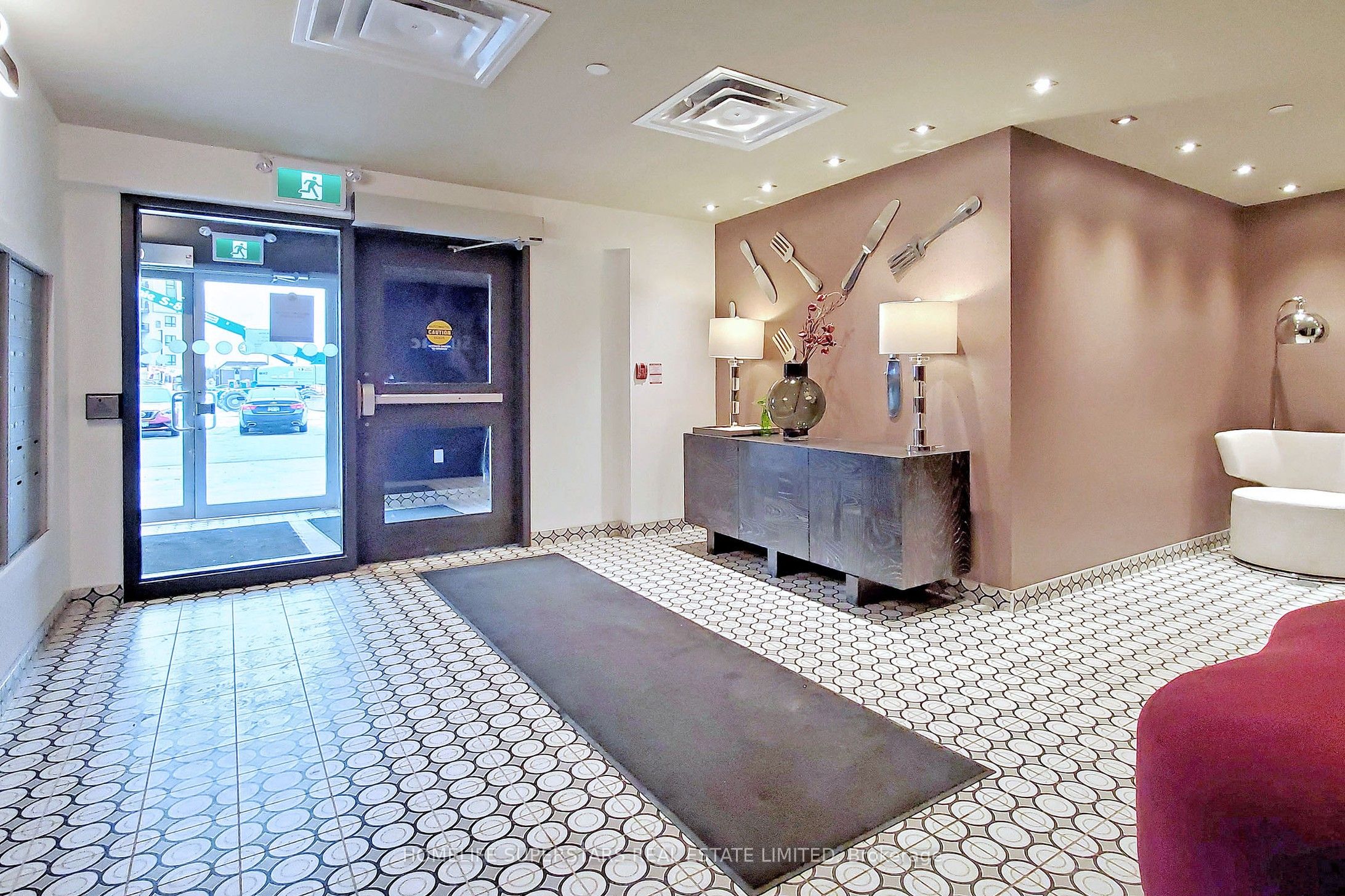 4 Spice Way 207, Barrie, ON L9J 0M2 photo 3