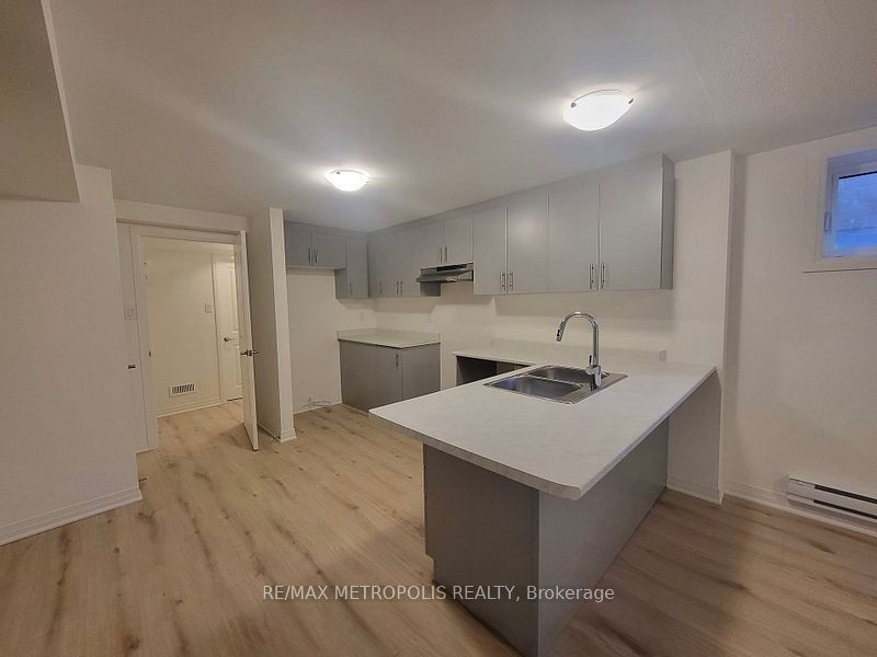 31 Shepherd Drive BSMT, Barrie, ON L9J 0K4 photo 4