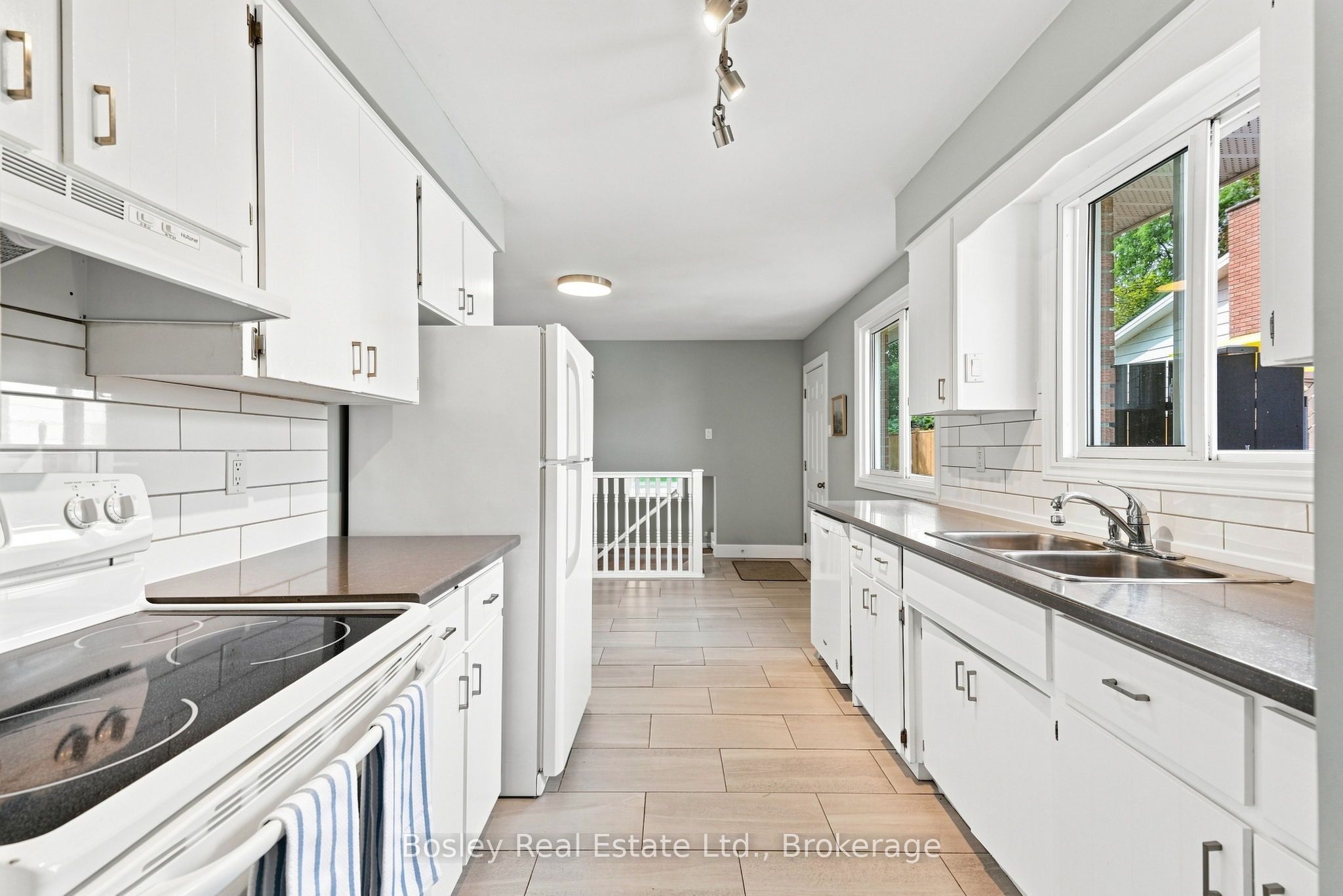 4 Griffin Road, Collingwood, ON L9Y 4B8 photo 4