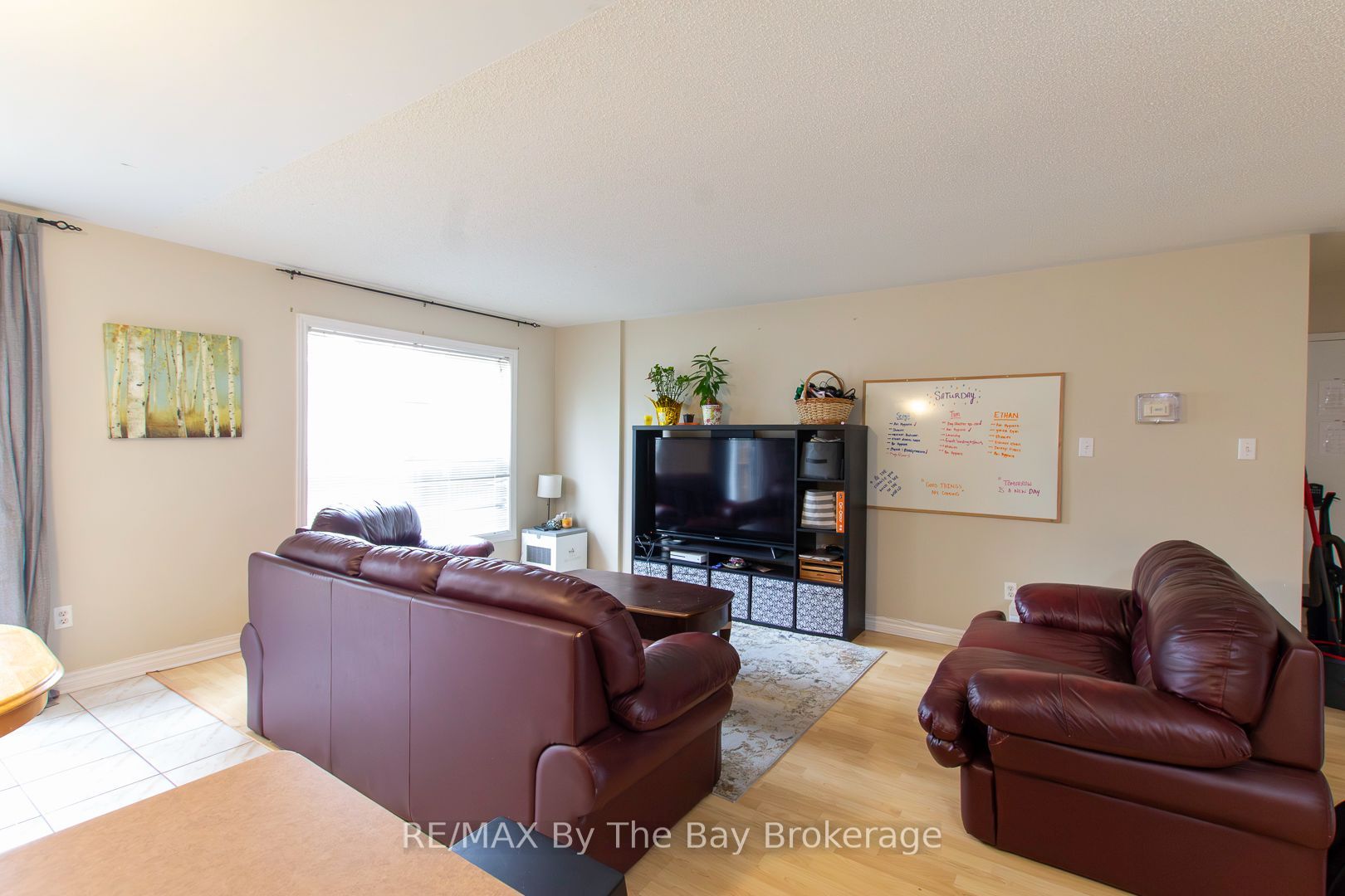 48 Rose Valley Way, Wasaga Beach, ON L9Z 3C4 photo 4