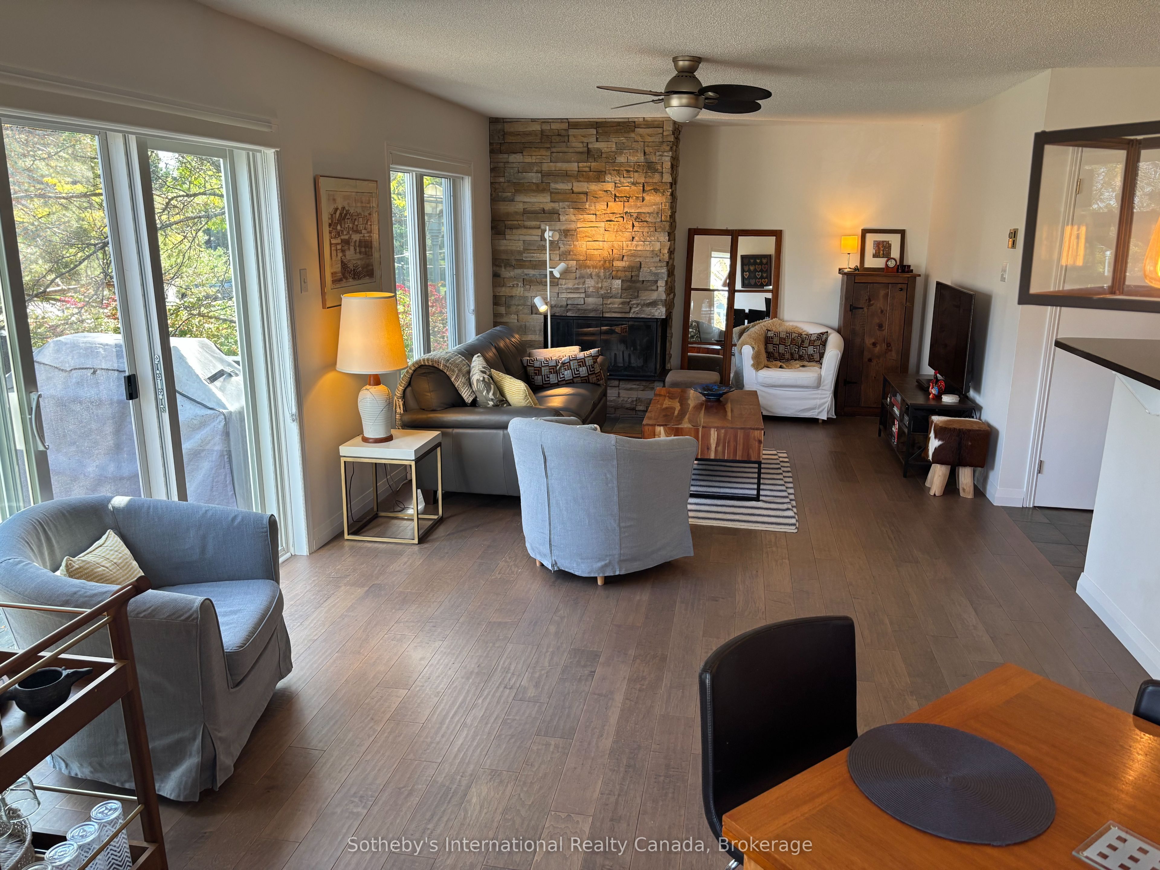 826 SUNCREST Circle, Collingwood, ON L9Y 5C7 photo 5