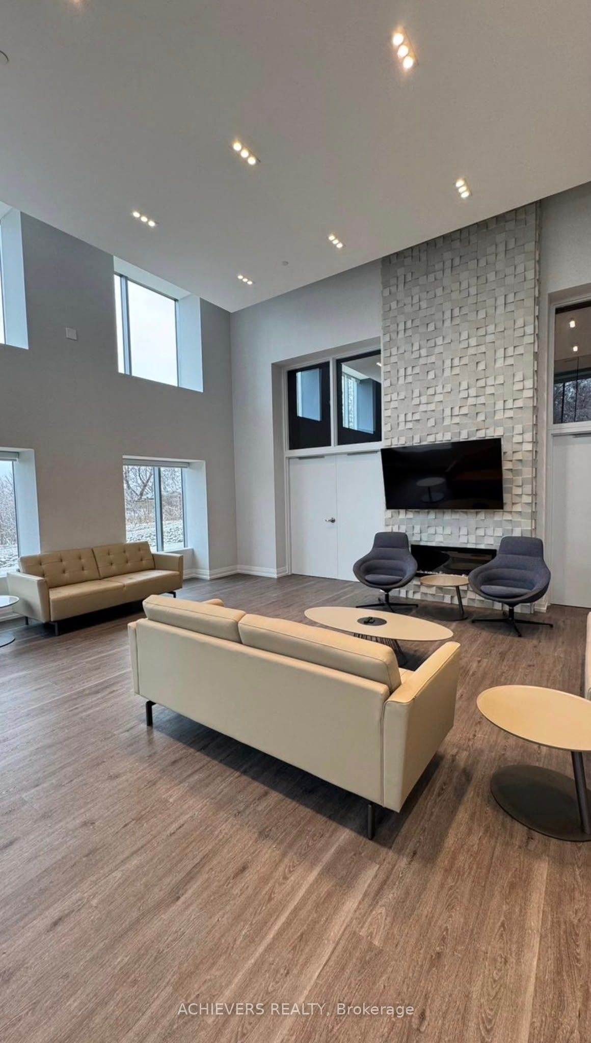 56 LAKESIDE TERRACE 513, Barrie, ON L4M 7B9