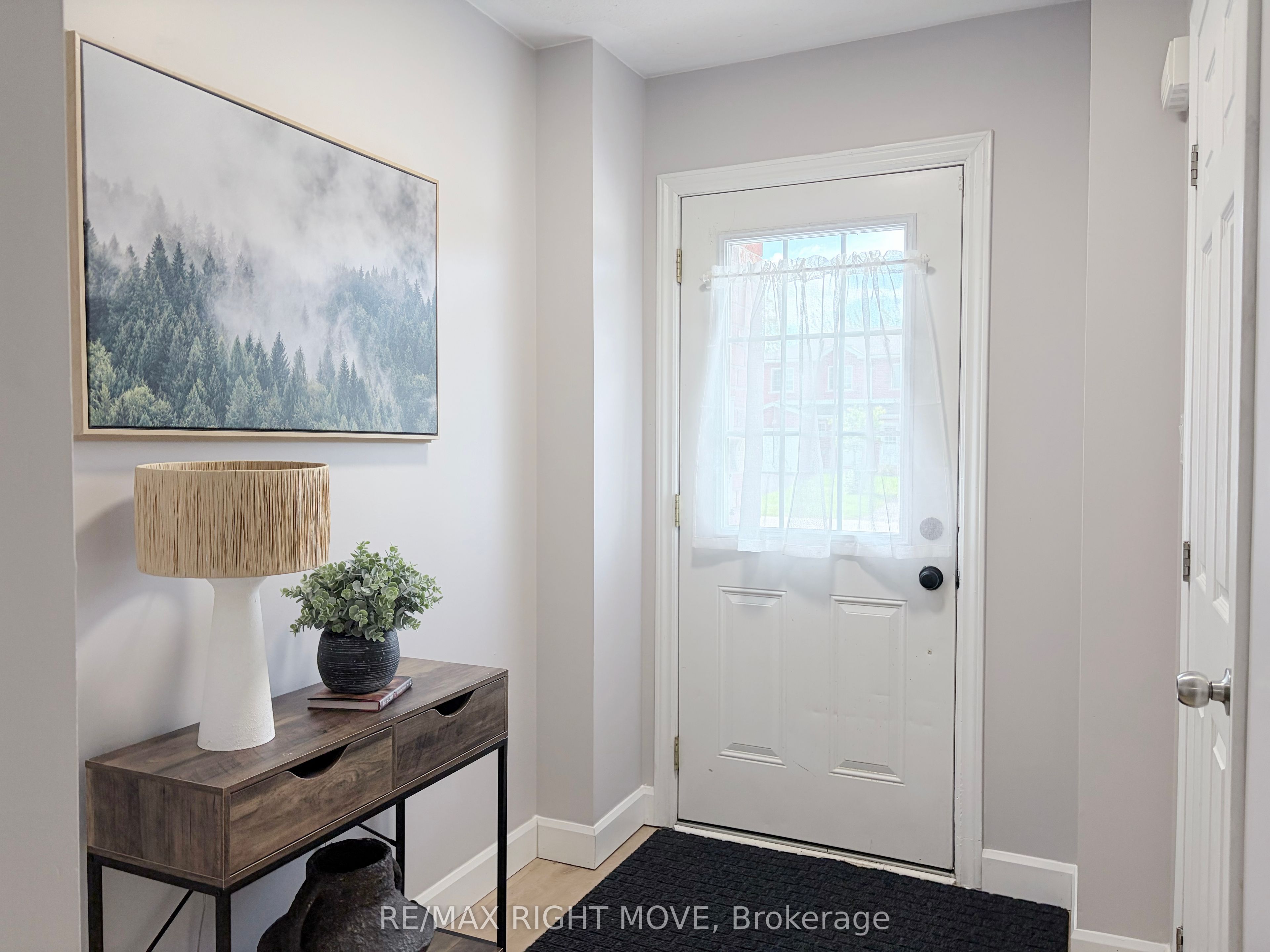 40 Michelle Drive, Orillia, ON L3V 0B3 photo 3
