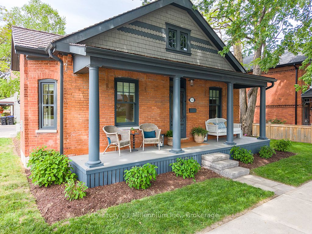 350 Birch Street, Collingwood, ON L9Y 2V7 photo 2