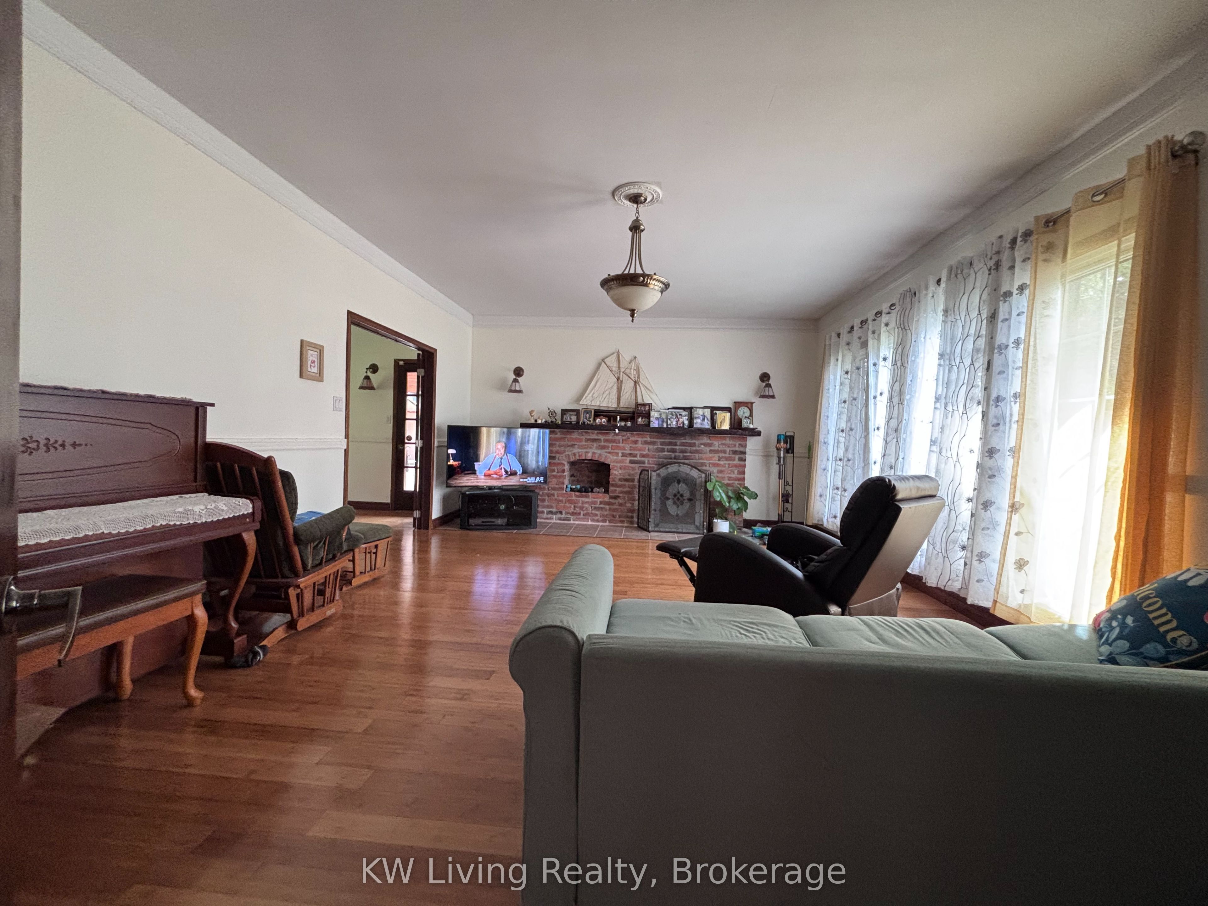 5511 Fawn Bay Road, Ramara, ON L3V 0N2 photo 5
