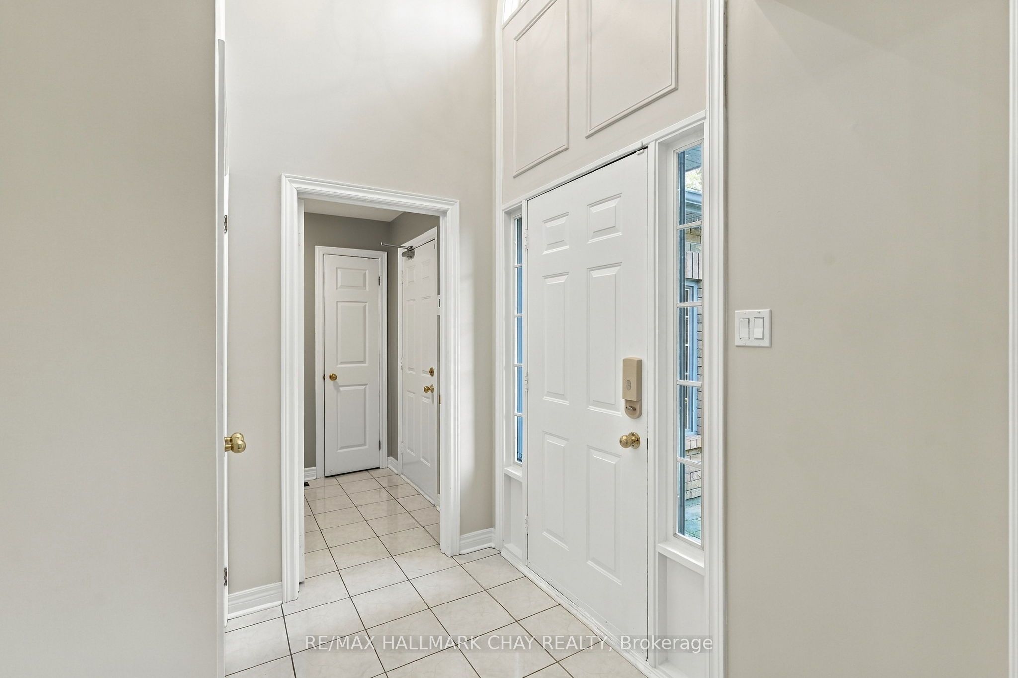 3 Maw Court, Barrie, ON L4N 7X7 photo 3