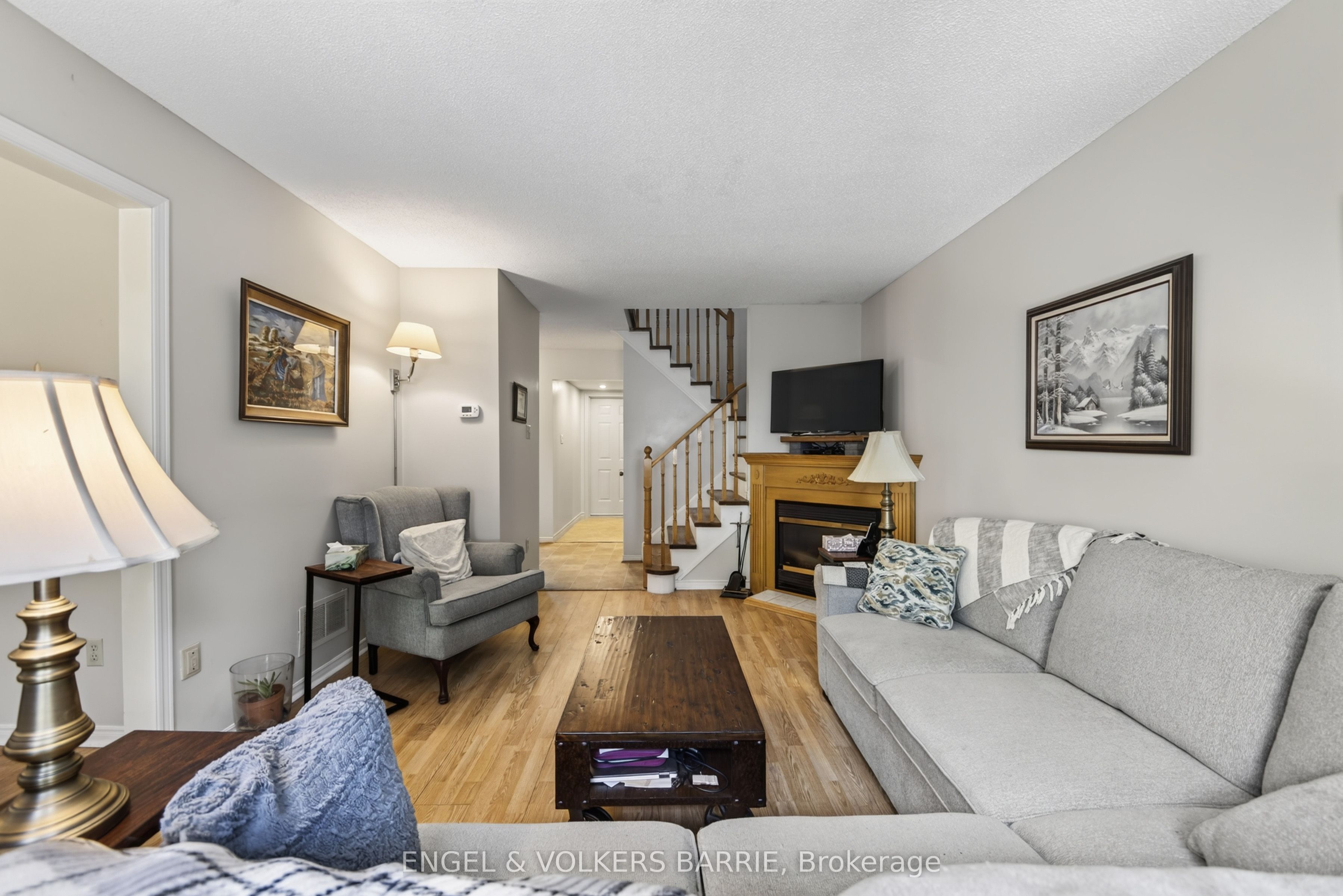 78 Wallace Drive, Barrie, ON L4N 7E1 photo 4