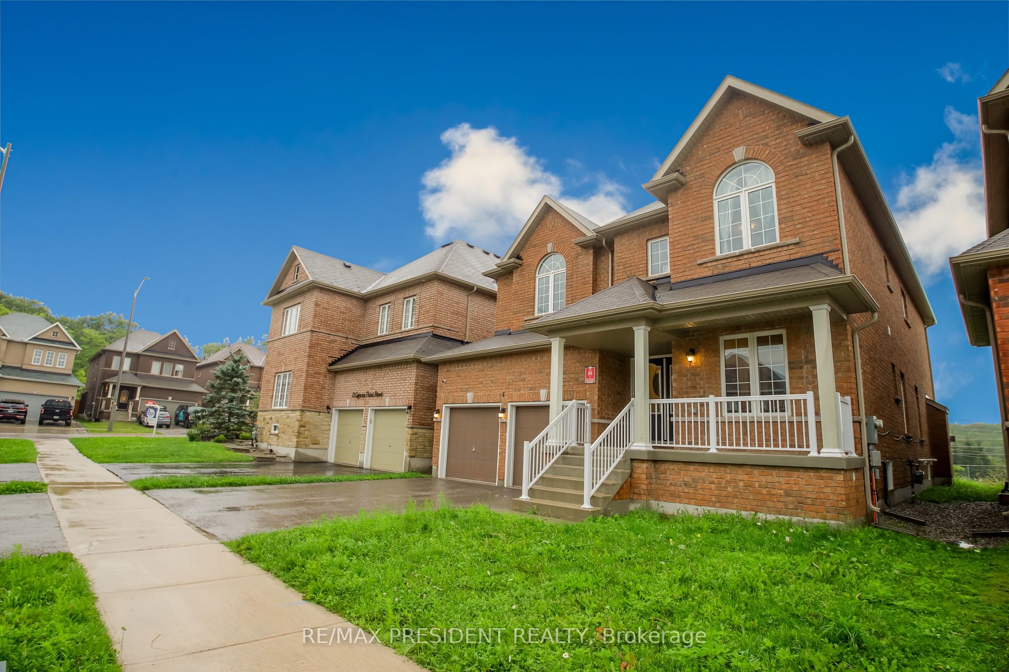 4 Cypress Point Street, Barrie, ON L4N 6J9 photo 3