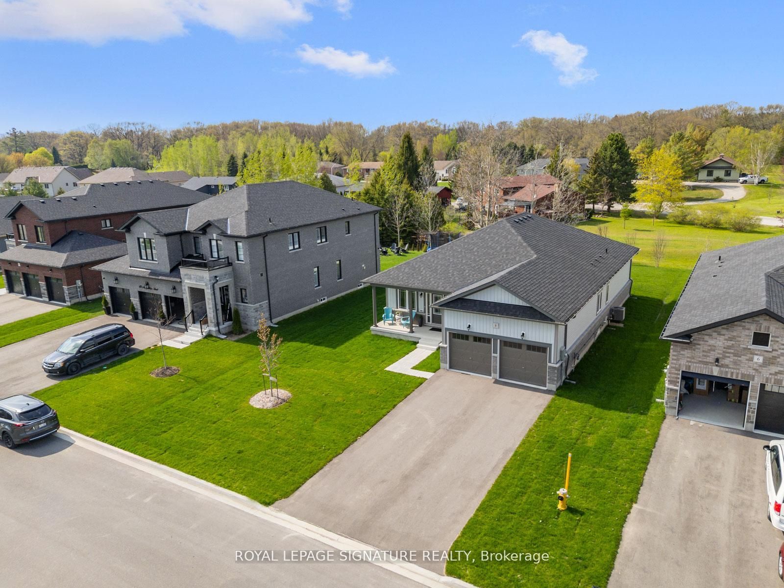 8 Misty Ridge Road, Wasaga Beach, ON L9Z 0R8 photo 4