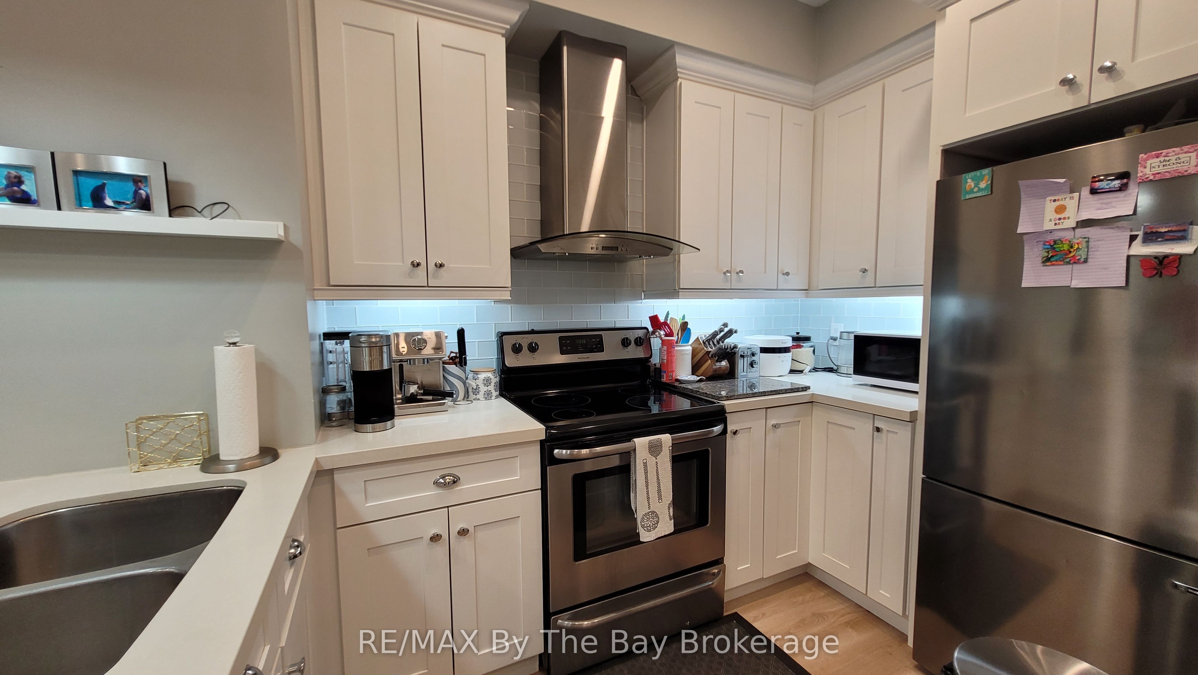 16 Westbury Road 106, Wasaga Beach, ON L9Z 0B8 photo 5