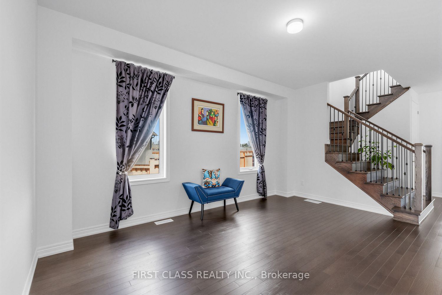 15 Abbey Crescent, Barrie, ON L9J 0W9 photo 4