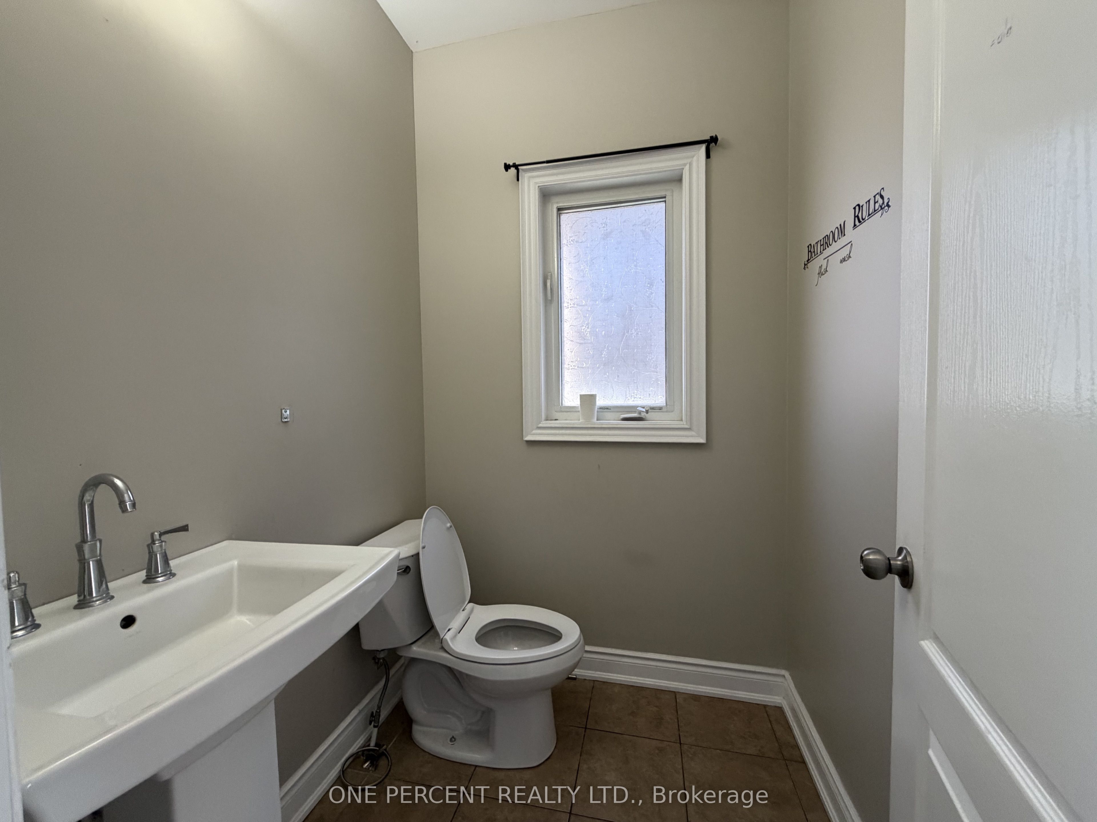 51 Booth Lane, Barrie, ON L4N 0S4 photo 2
