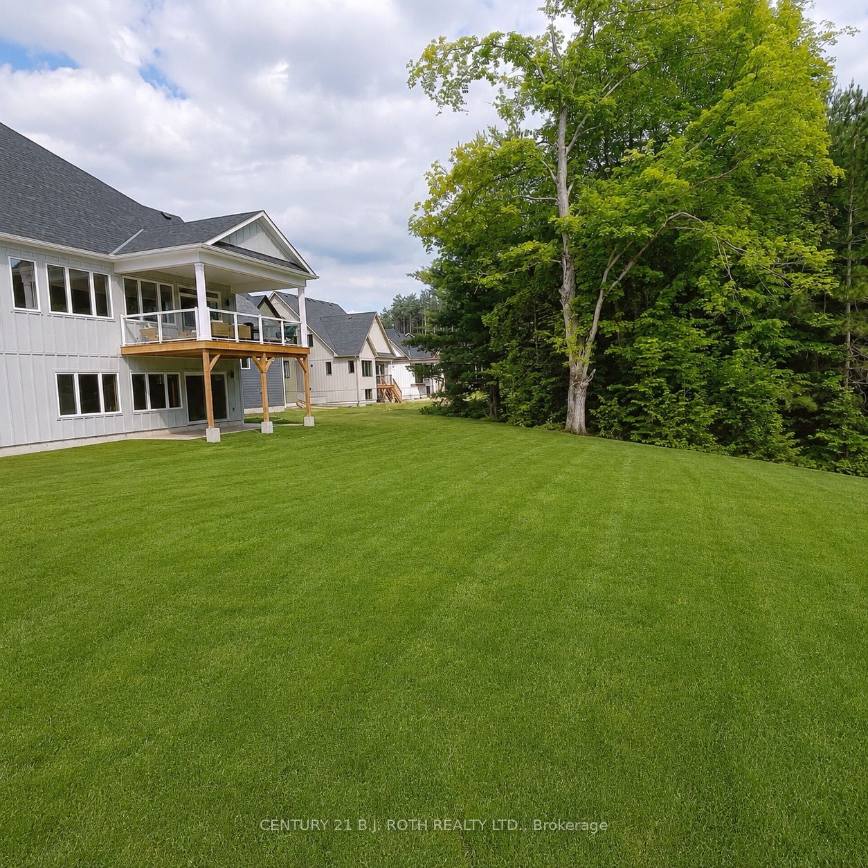 24 Northland Court, Oro-Medonte, ON L9J 0C4 photo 3