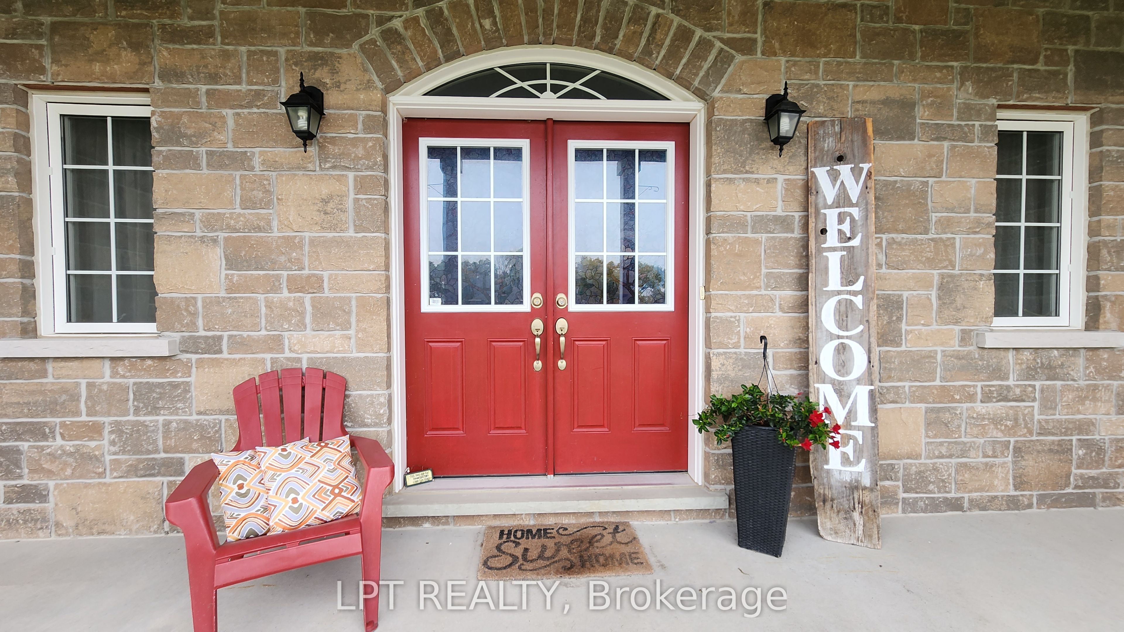 12 Plowright Road, Springwater, ON L9X 0A3 photo 3