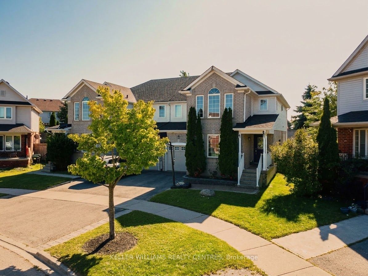 111 Bentley Crescent, Barrie, ON L4N 0Z1 photo 3