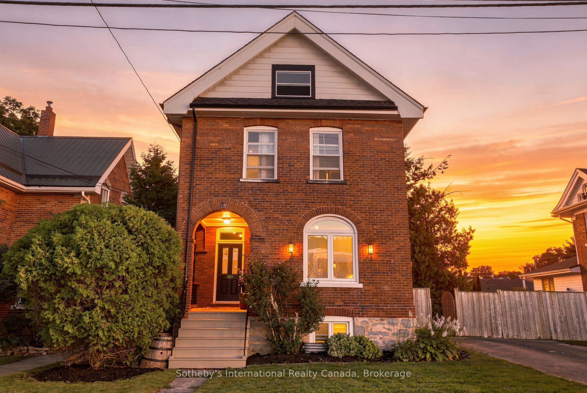 180 Second Street, Collingwood, ON L9Y 1G1