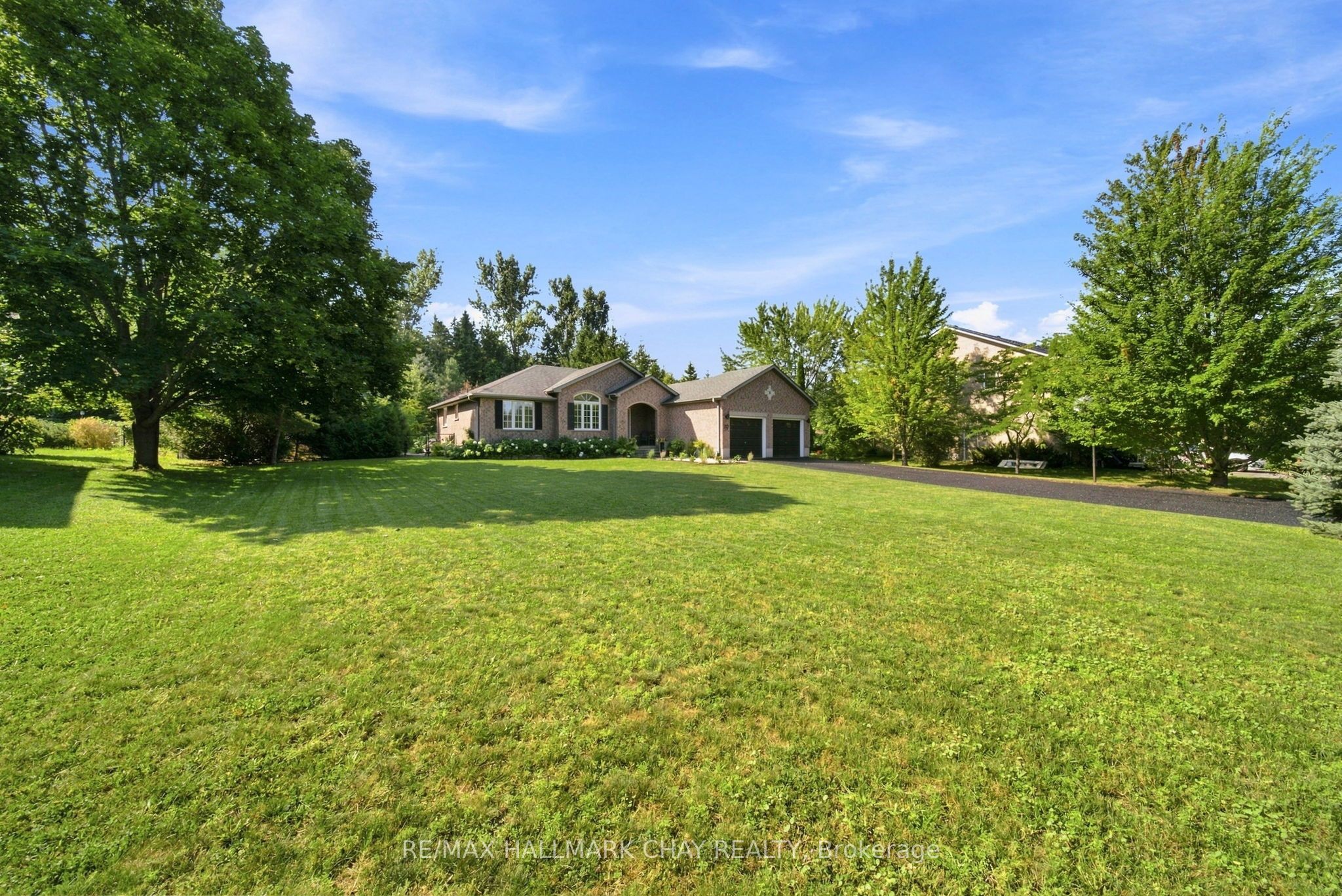 19 Eder Trail, Springwater, ON L0L 1Y0 photo 3