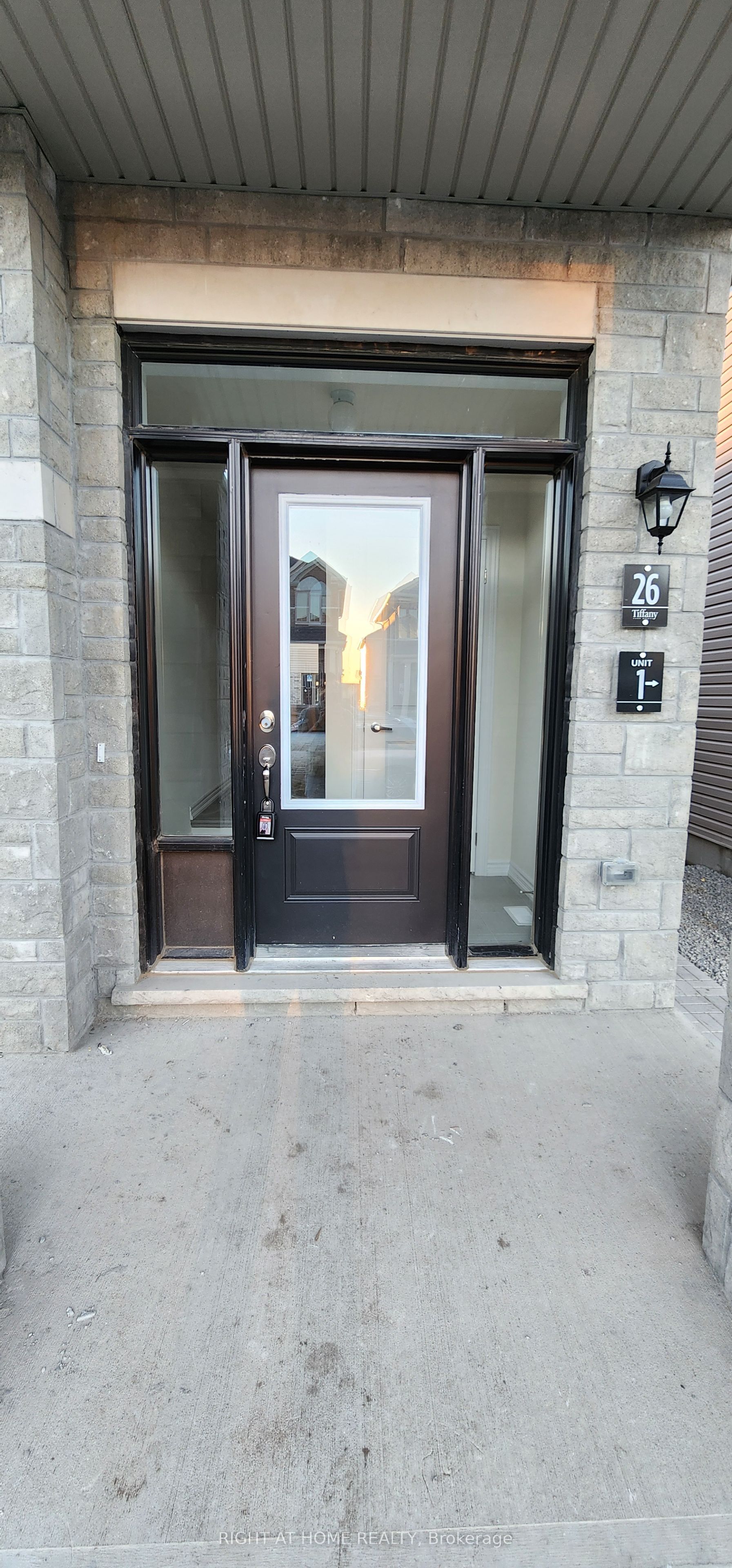 26 Prudhoe Terrace, Barrie, ON L9J 0W2 photo 2