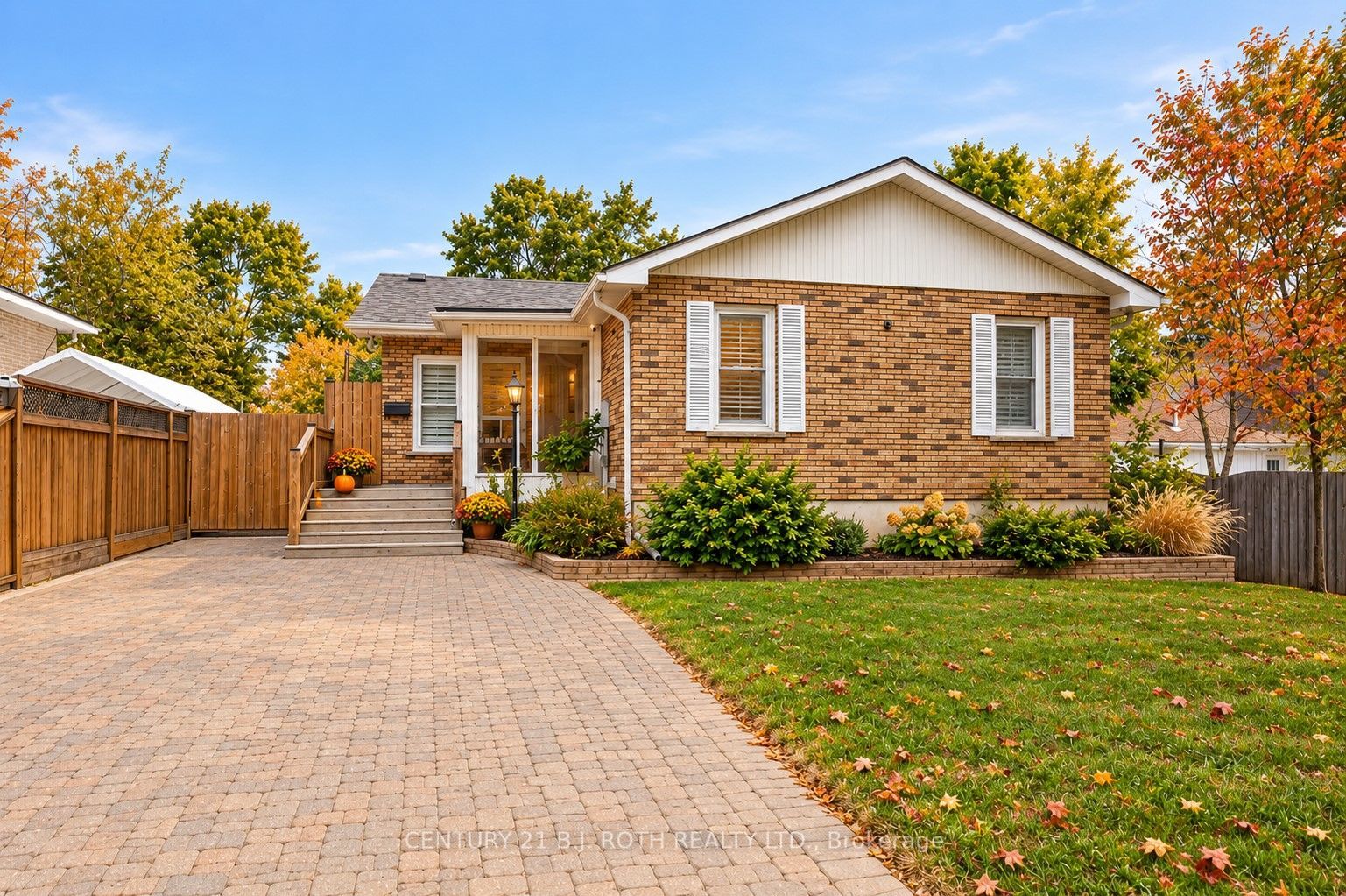 7 WESLEY Street, Barrie, ON L4N 2A4