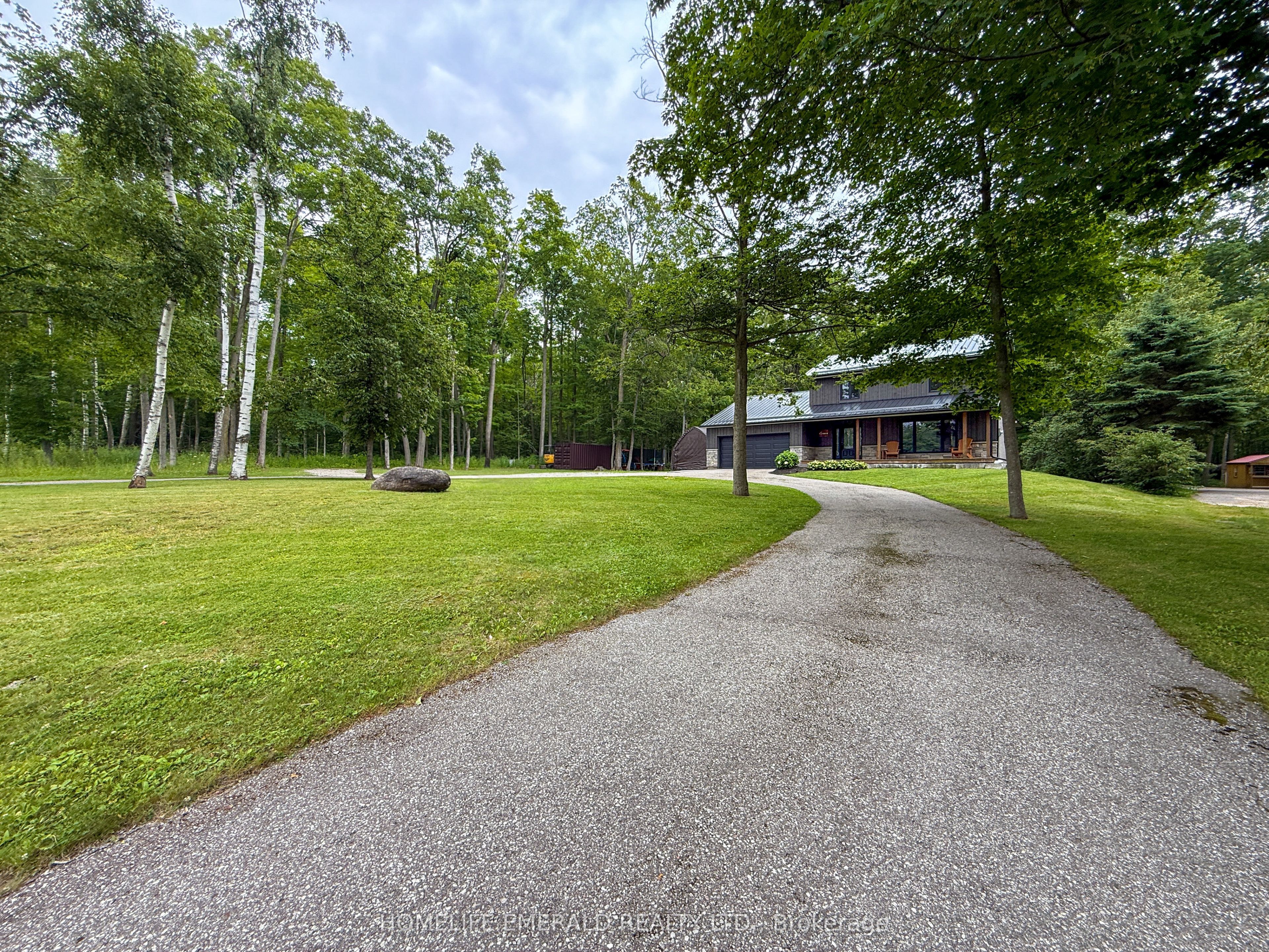 2391 Seadon Road, Springwater, ON L4N 6V1 photo 3