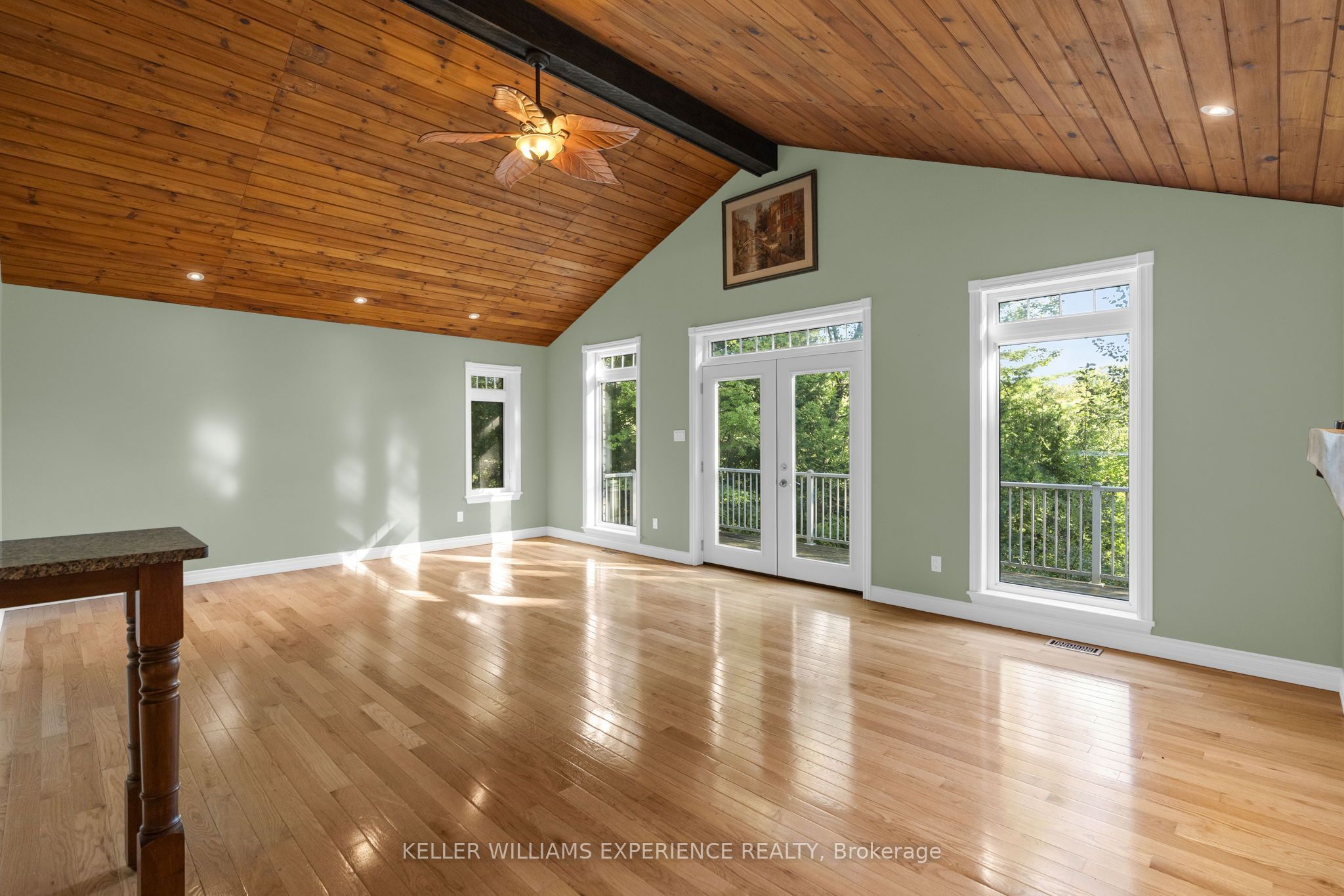 229 Sunnidale Road, Wasaga Beach, ON L9Z 2T4 photo 5
