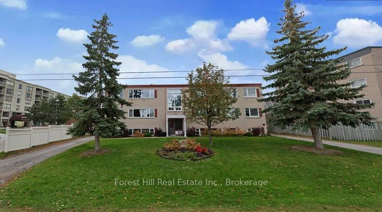 176 Eighth Street 201, Collingwood, ON L9Y 2C8