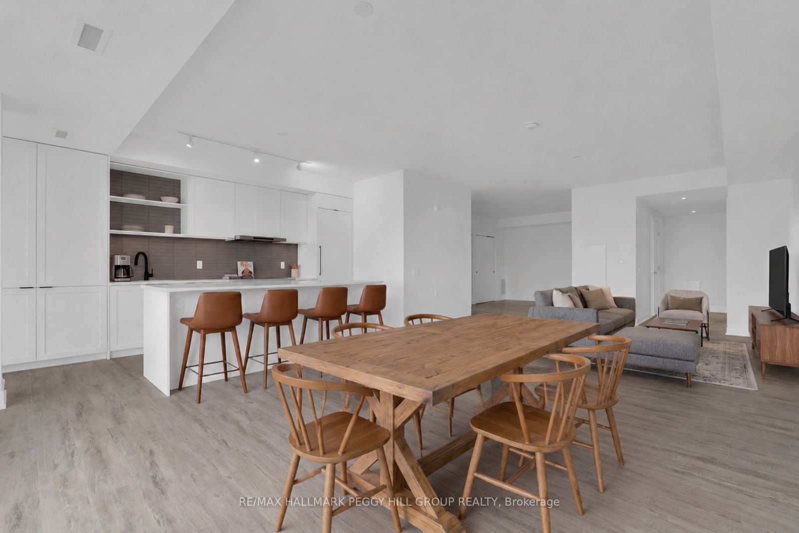 185 Dunlop Street E 623, Barrie, ON L4M 0L7 photo 4
