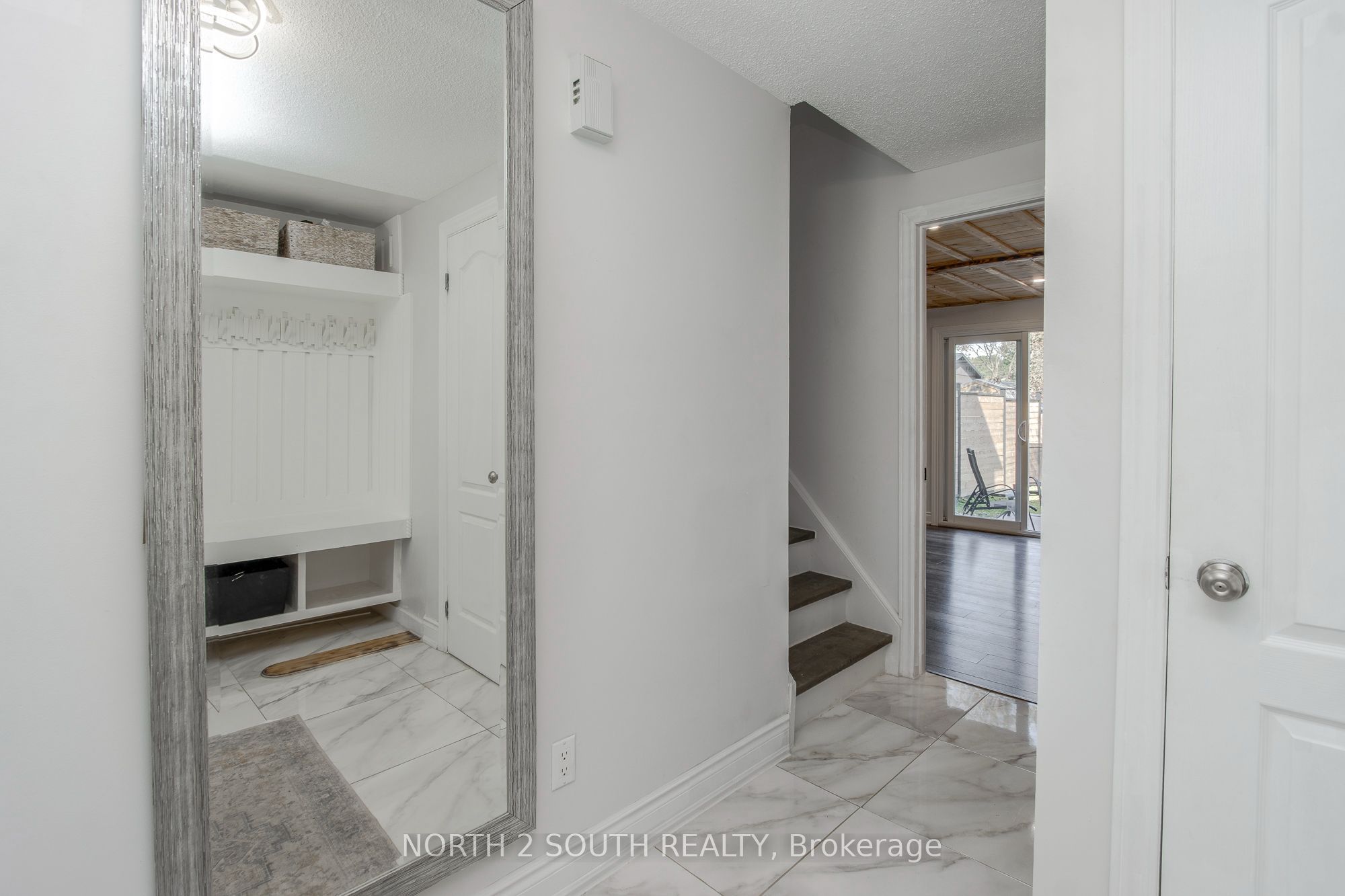 87 Scott Crescent, Barrie, ON L4N 4W2 photo 5