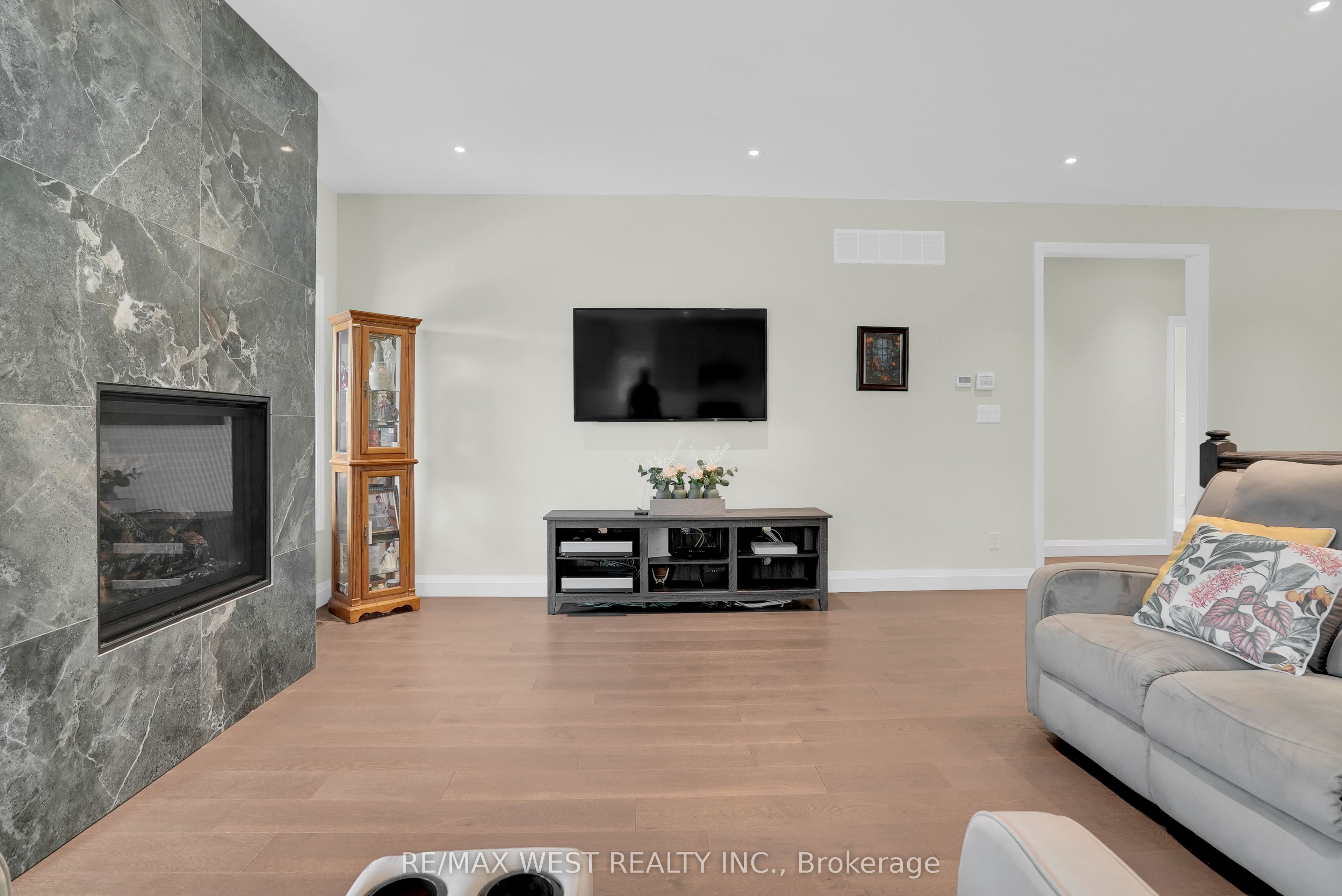 4098 Concession 12 Sunnidale Road, Clearview, ON L0M 1S0 photo 5