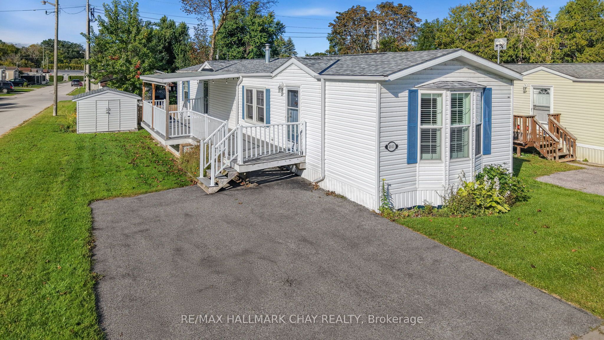 4041 Ash Crescent, Severn, ON L3V 0V1 photo 2